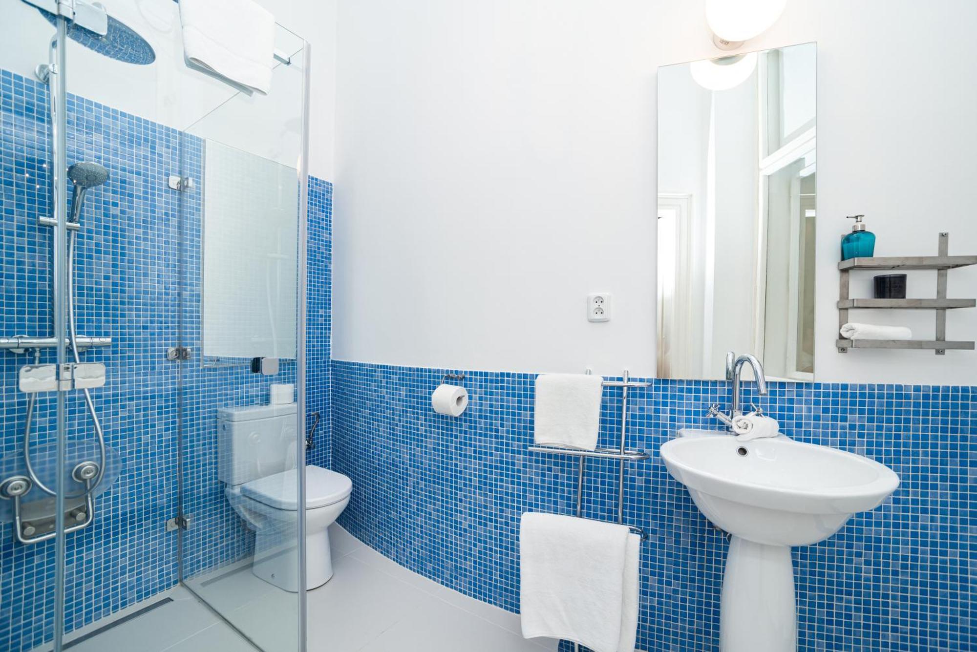 Spacious Two-bedroom In Old Town Lägenhet *