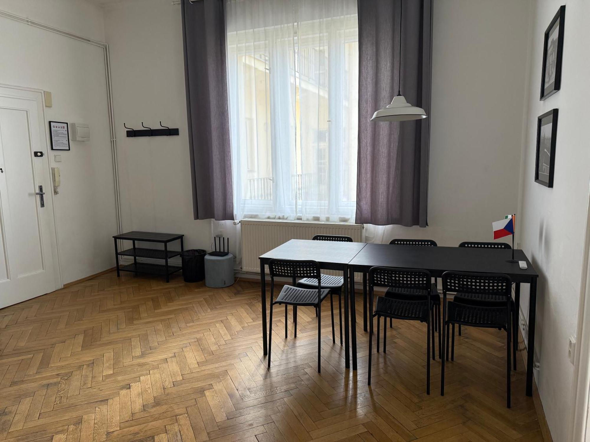 Castle View Apartment Prag