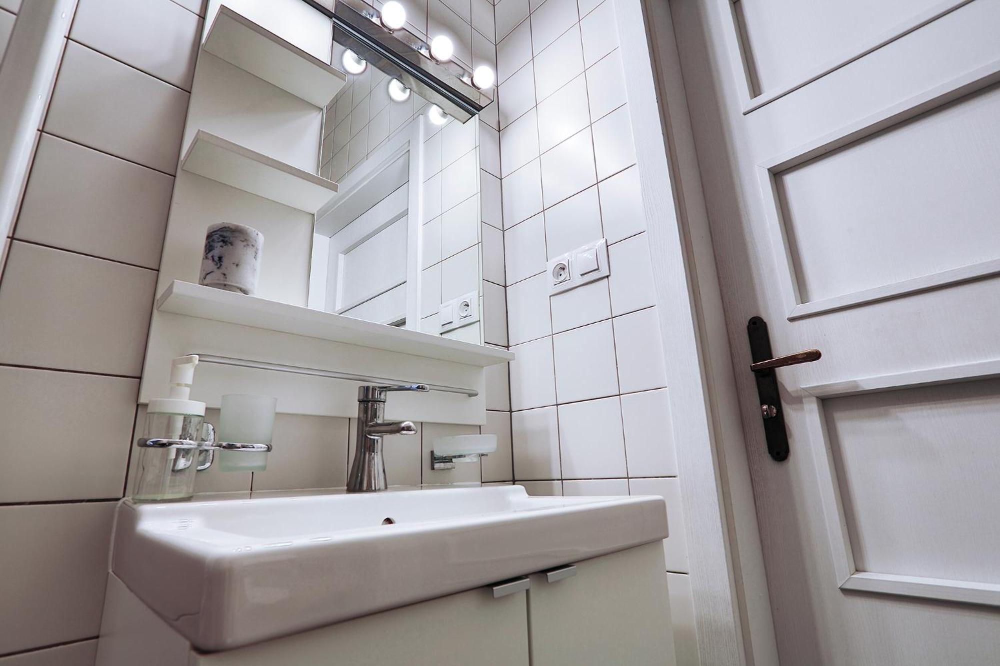 Two-bedroom Haven In The Old Town * Prag