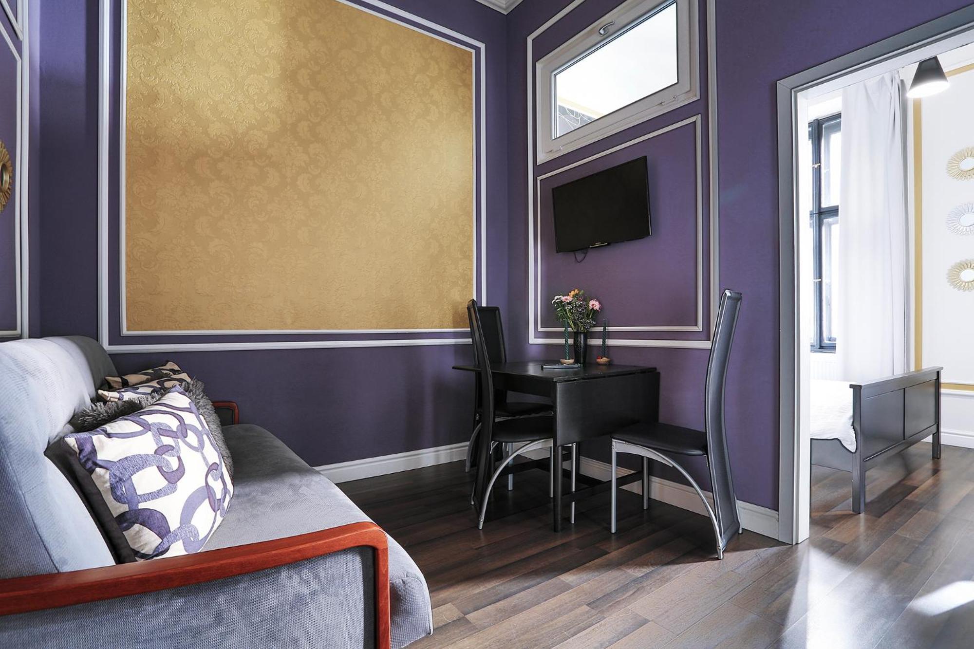 Two-bedroom Haven In The Old Town Prag