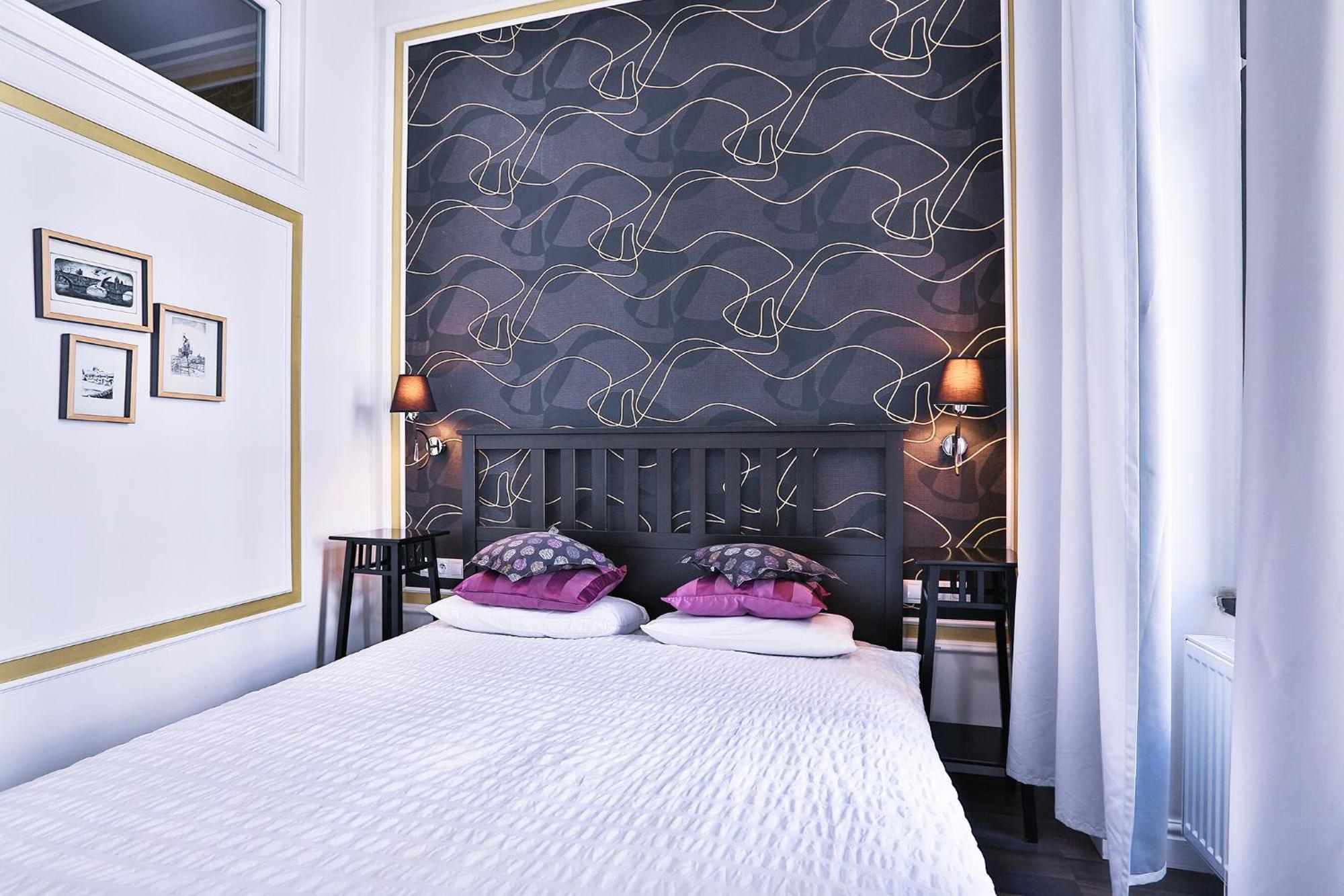 Two-bedroom Haven In The Old Town Apartment Prag