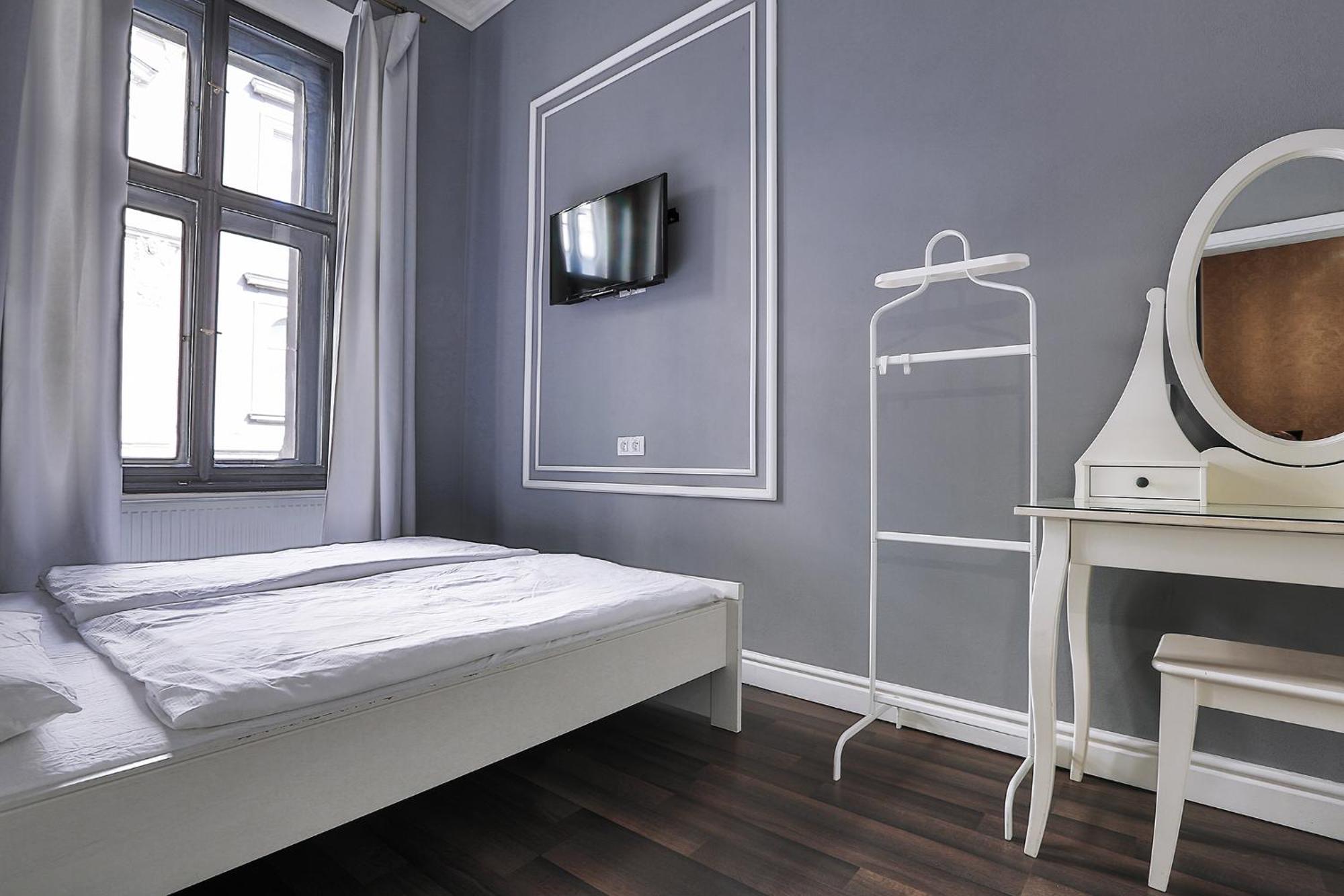 Two-bedroom Haven In The Old Town Lägenhet *