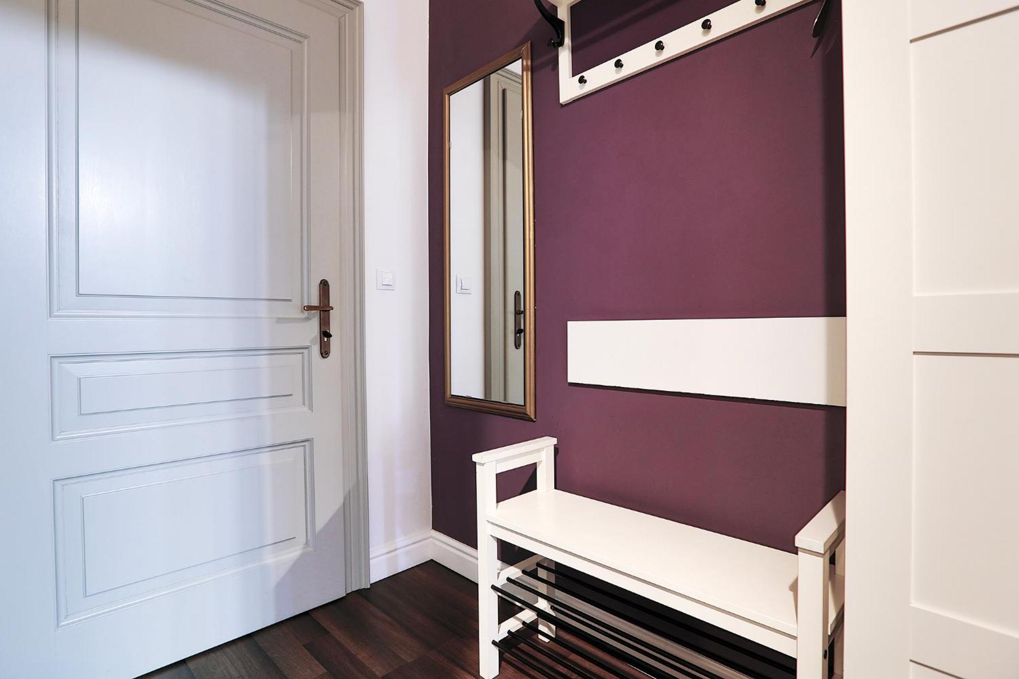 Two-bedroom Haven In The Old Town Lägenhet