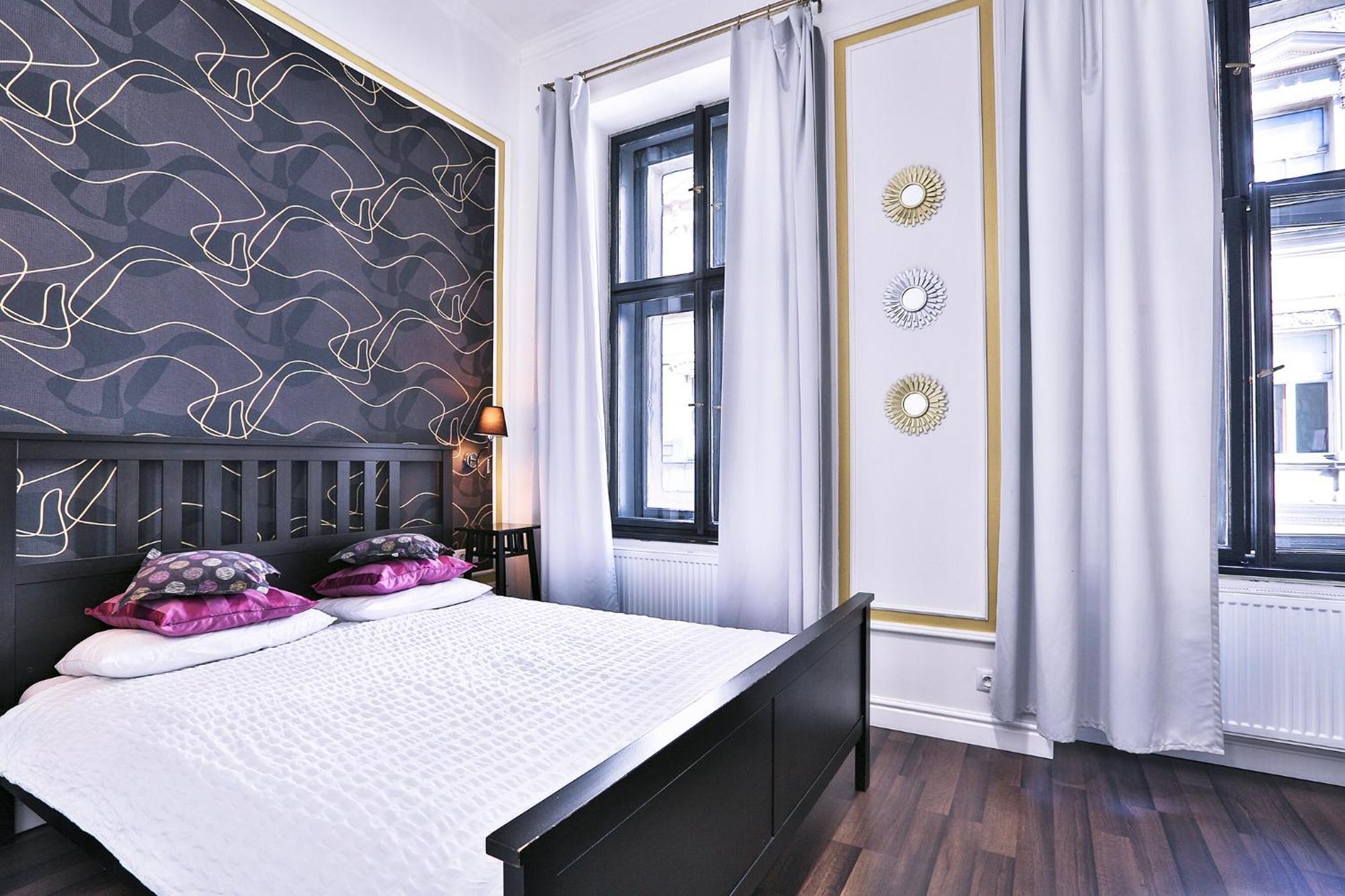Two-bedroom Haven In The Old Town Prag