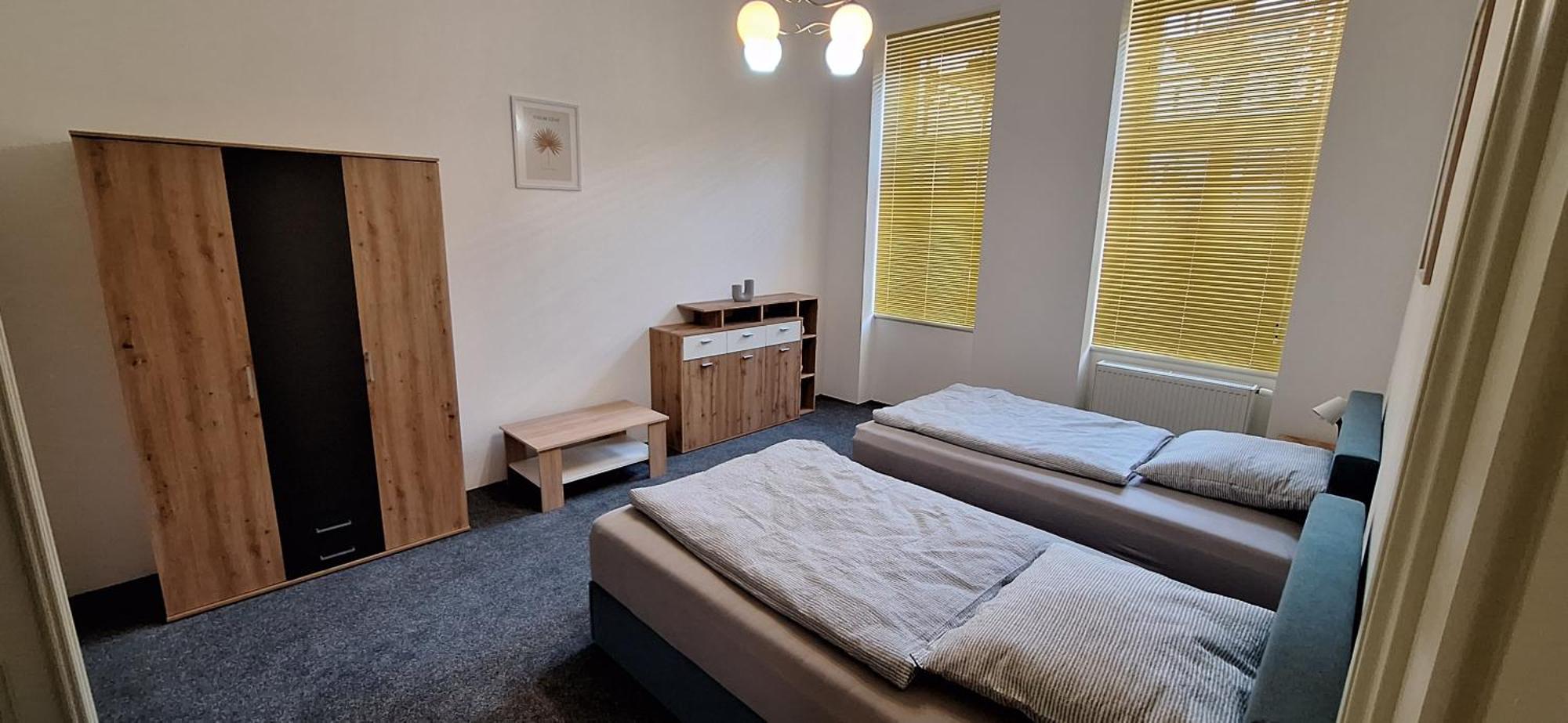 Apartment Center Thomas