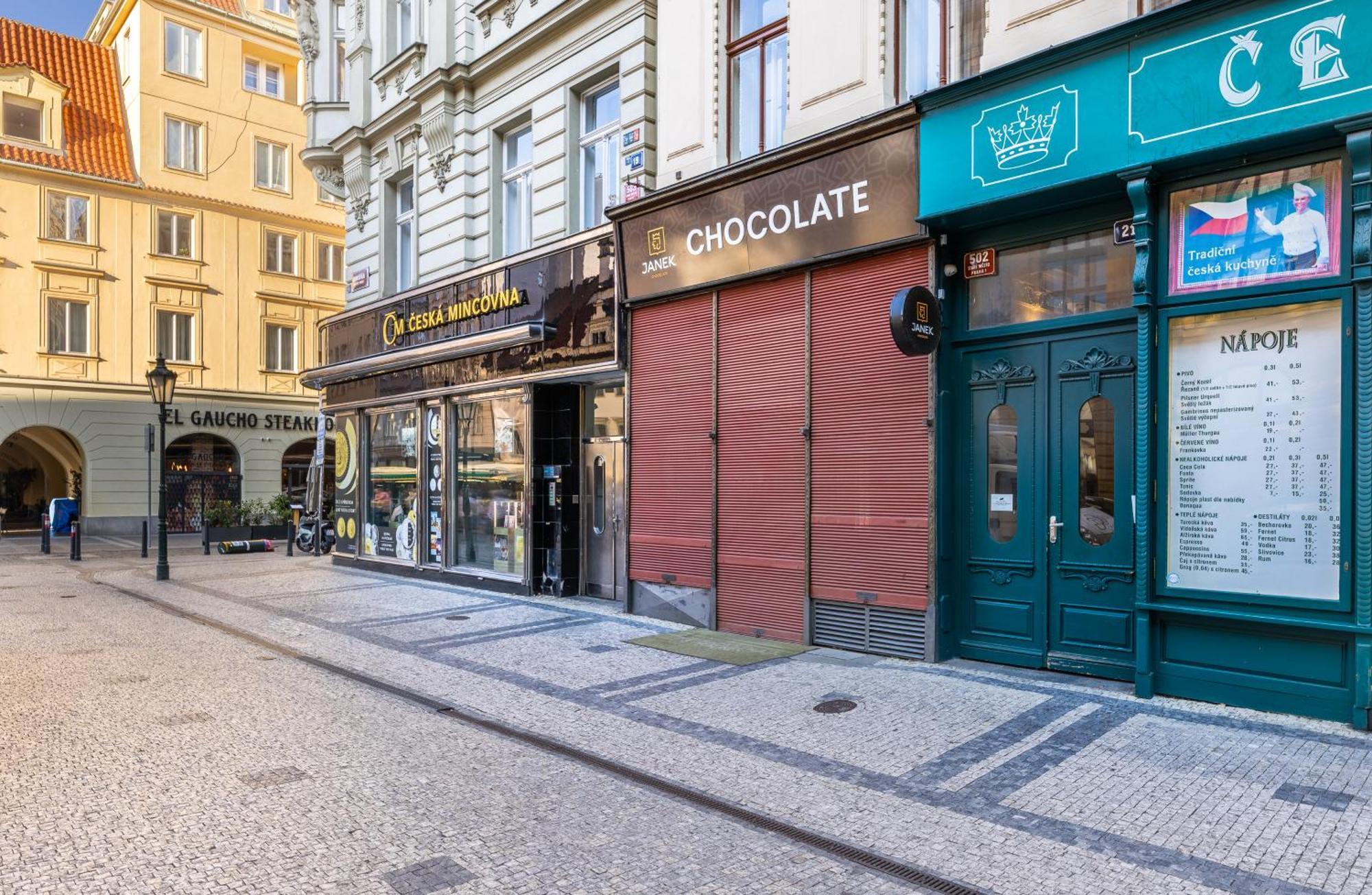 Charming 2bedroom Old Town Prag