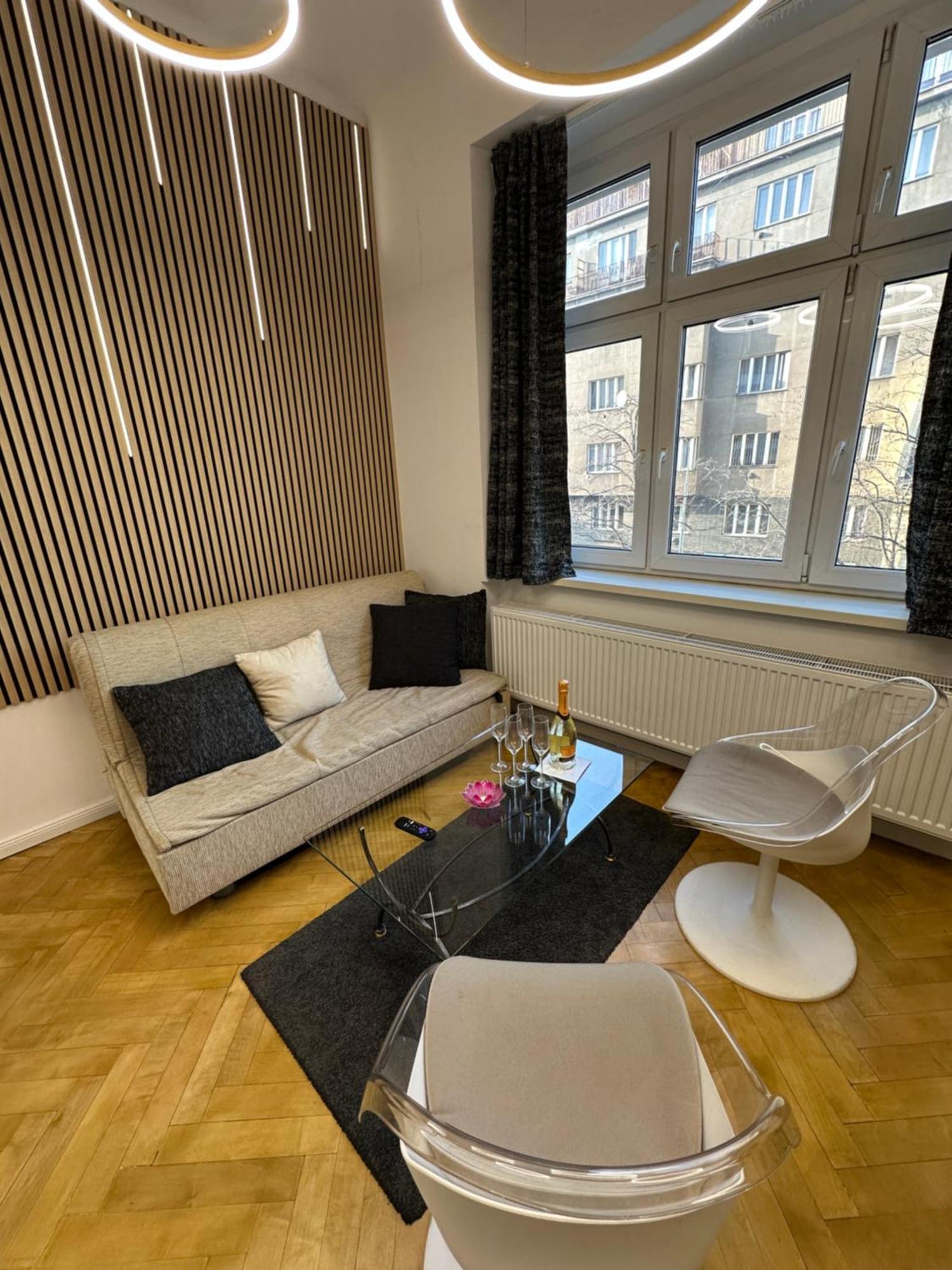 Karlin Oasis 2-bedroom *