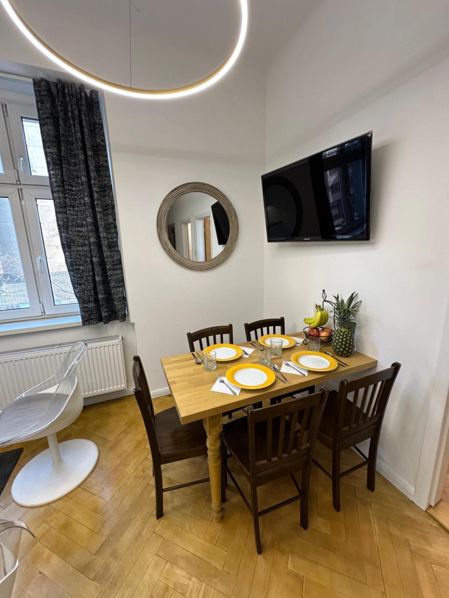 Karlin Oasis 2-bedroom Apartmán *