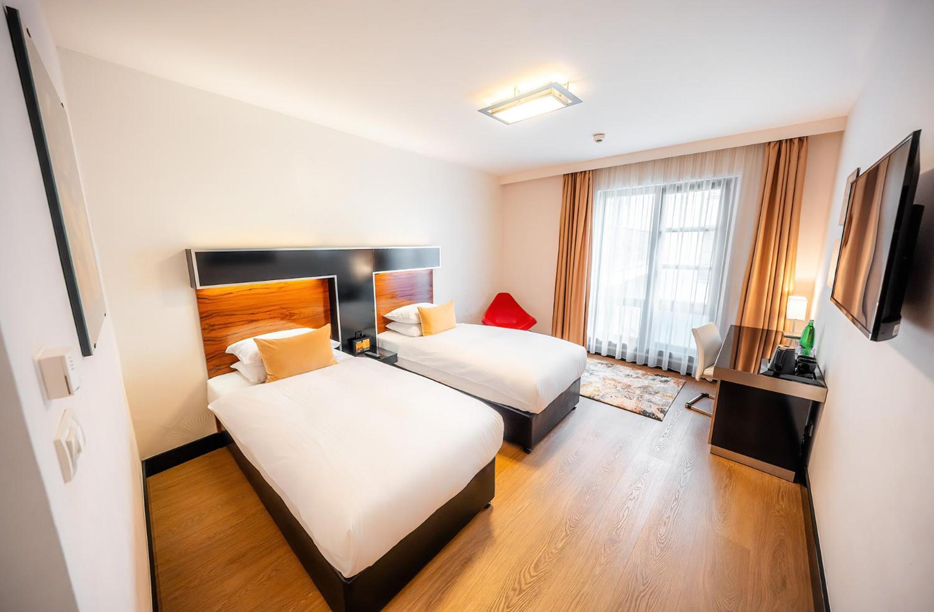 Grand Majestic 4*