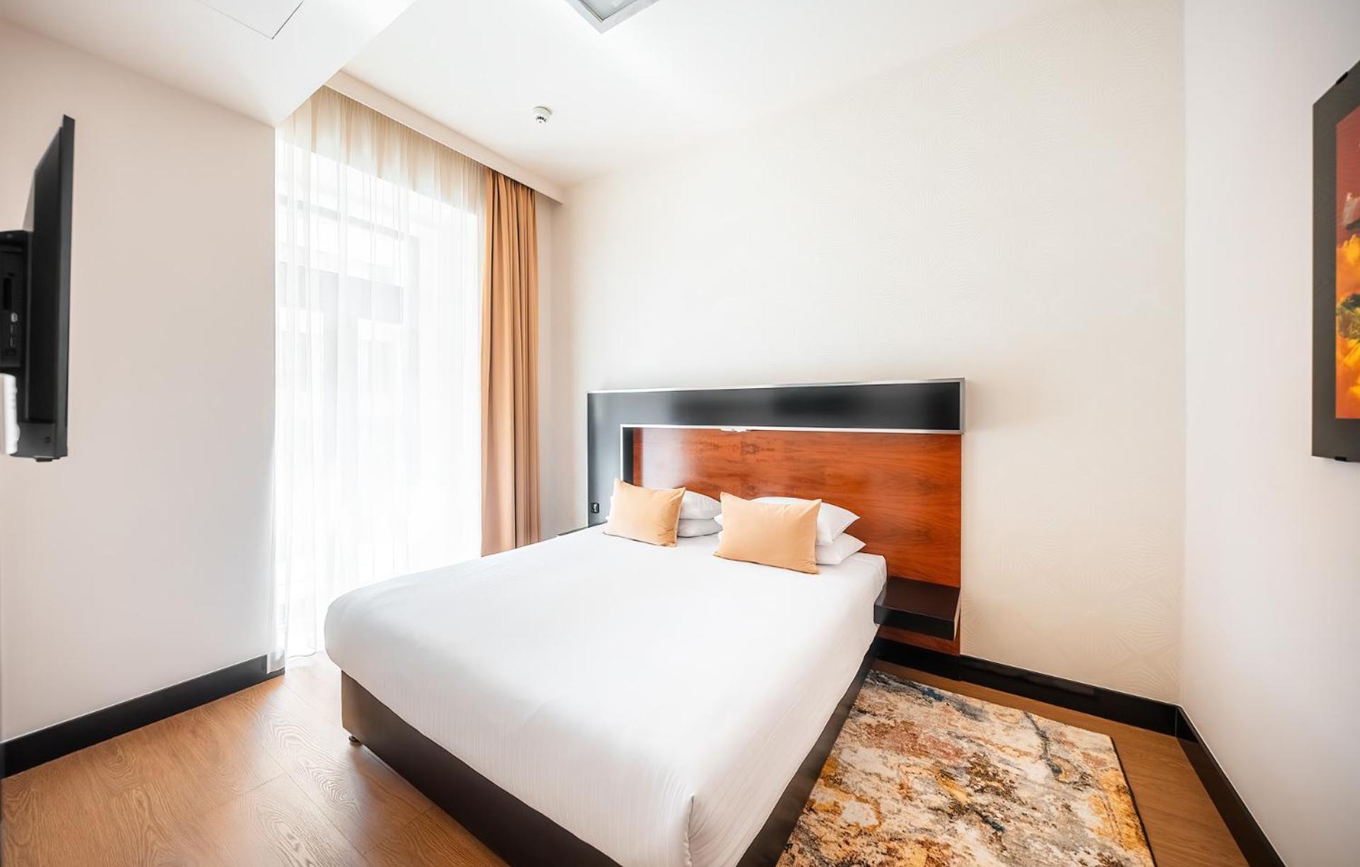 Hotel Grand Majestic