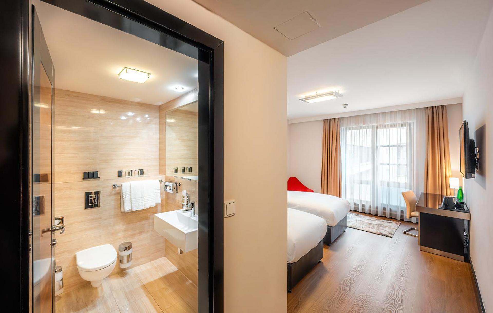 Grand Majestic Hotel 4*