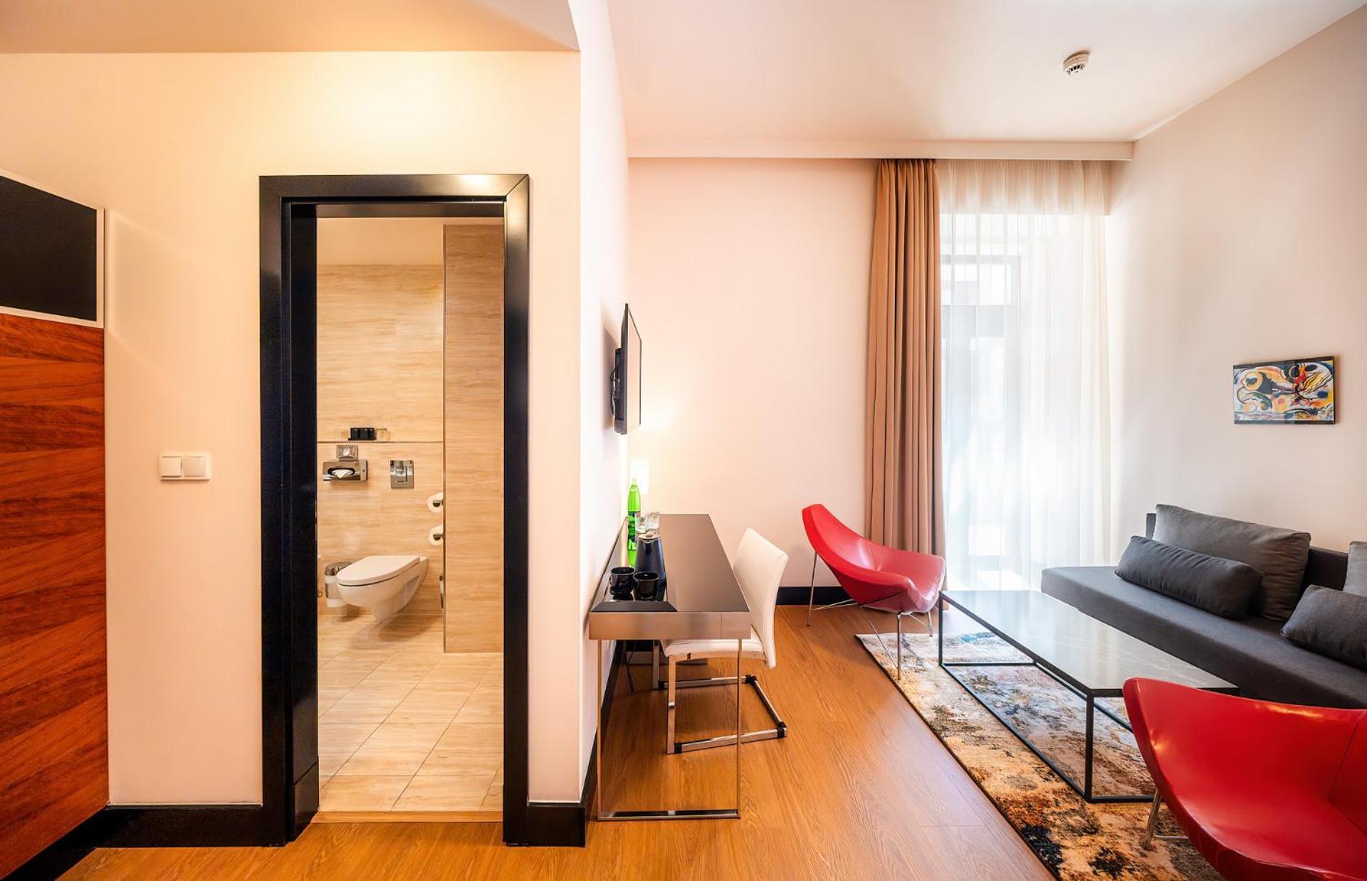Grand Majestic 4*