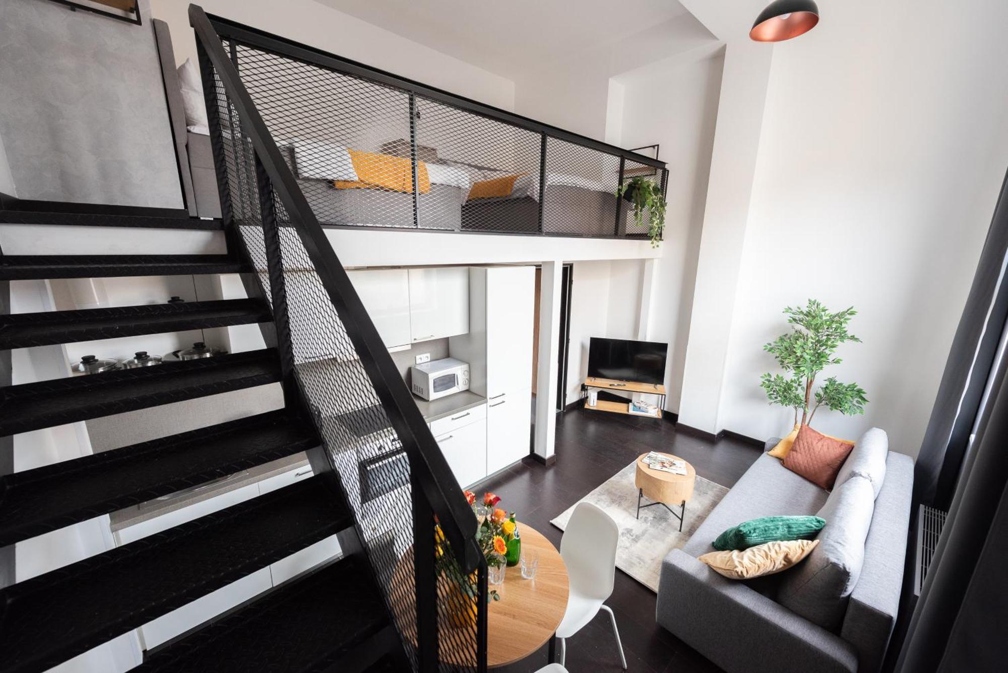 Apartment Loft Spacious In Prag