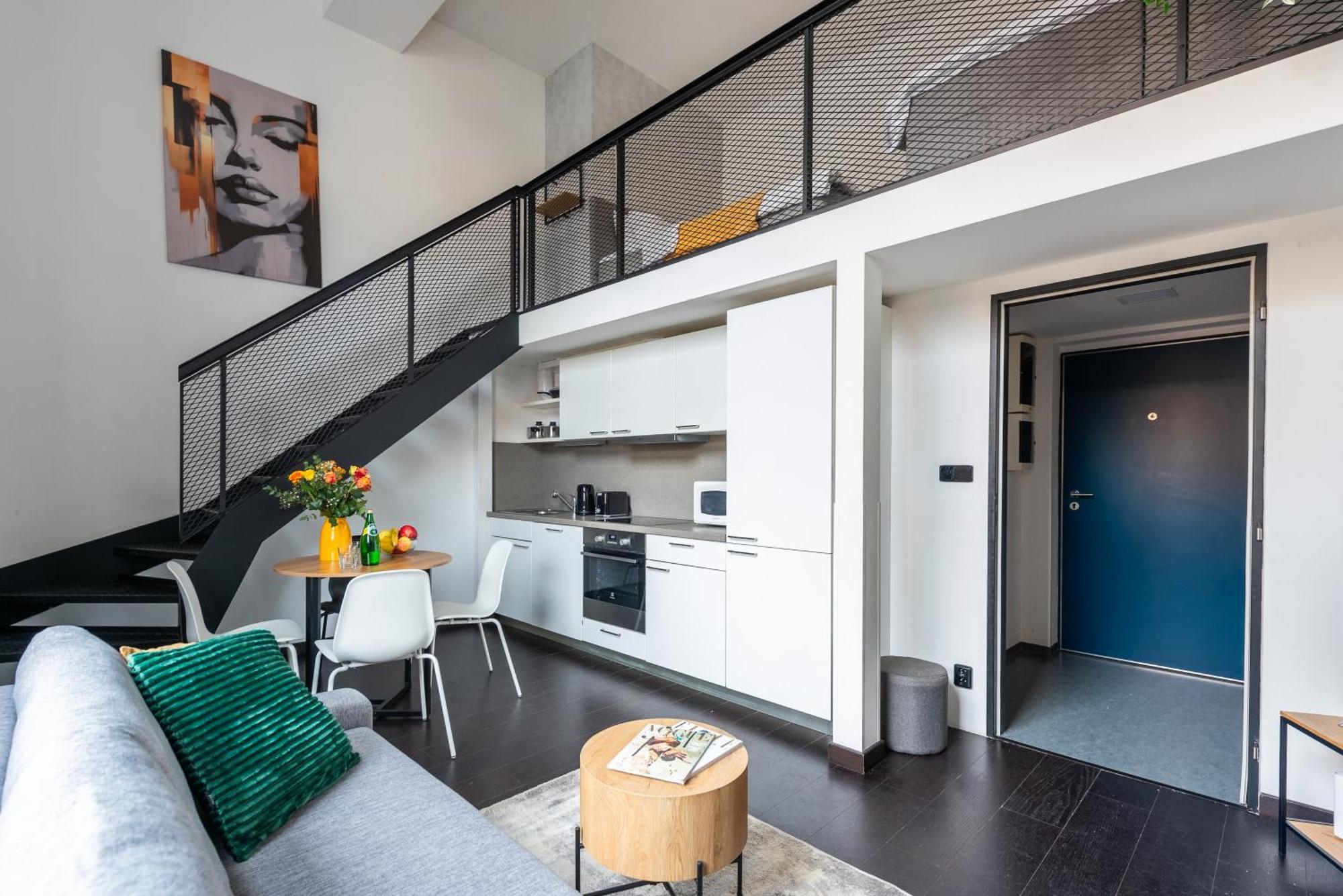 Loft Spacious In Apartment Prag