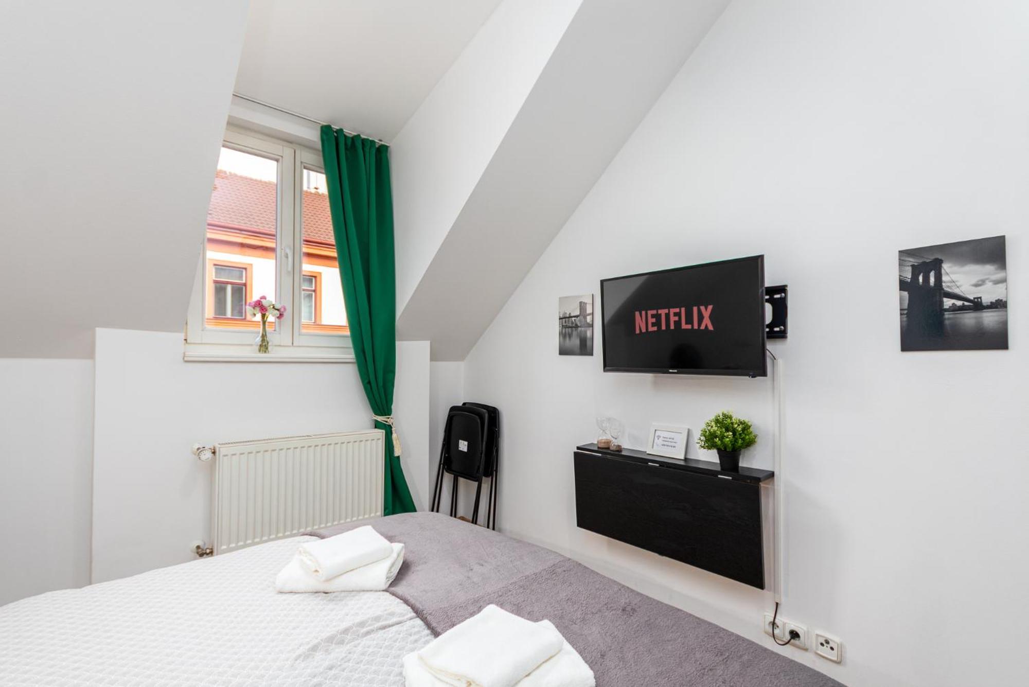 Private Retreat Close To Stations In 3 * Prag