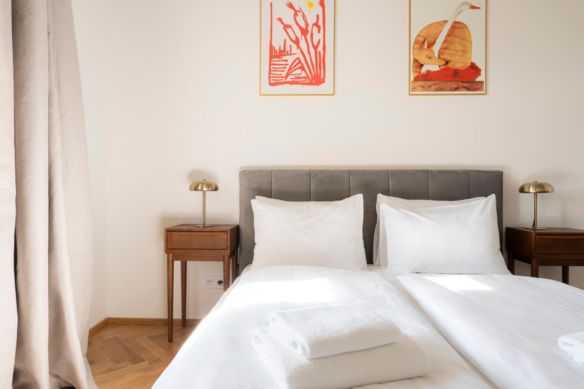 Visit Oomph * Prag