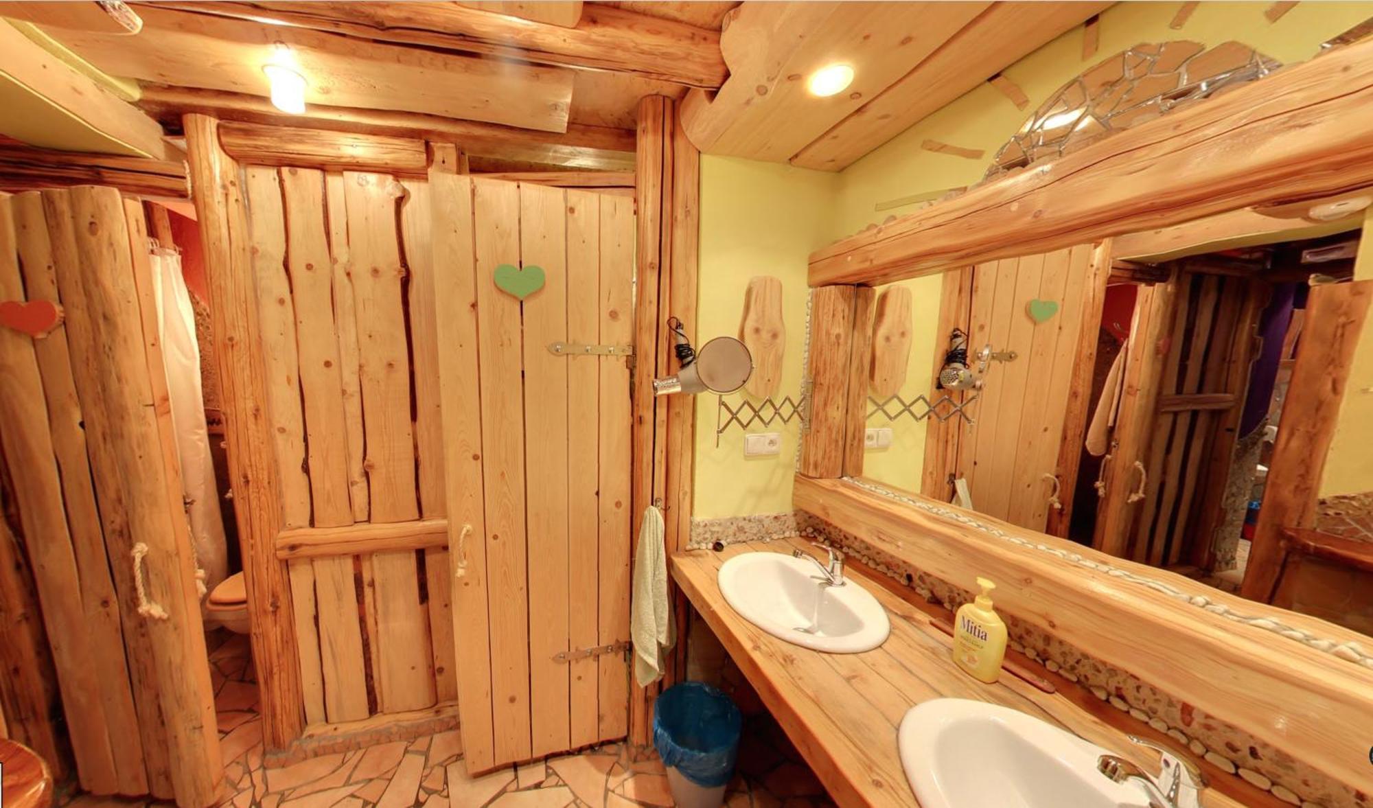 Hostel Artharmony &
