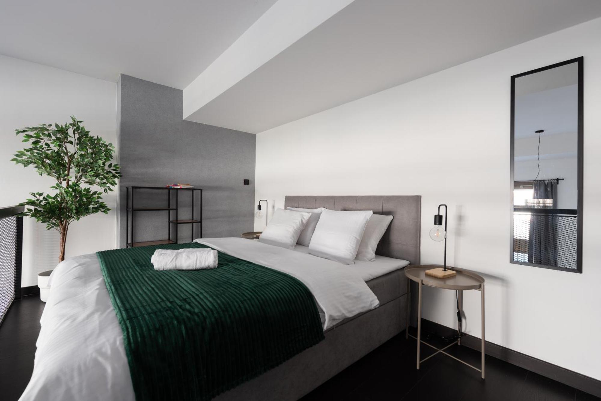 Loft Spacious In Apartment *