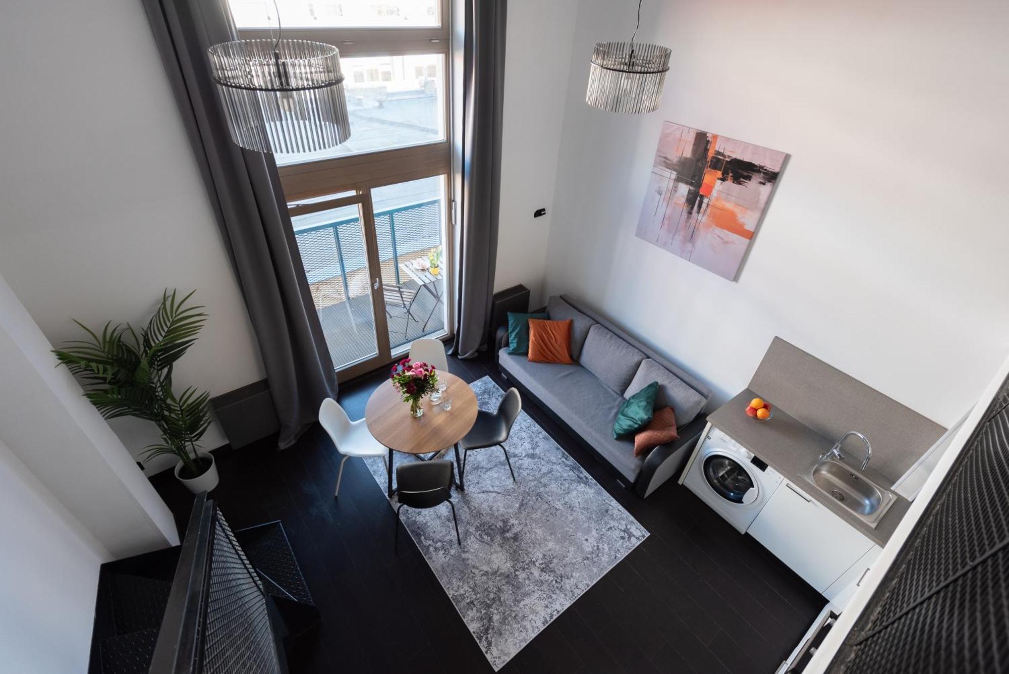 Apartment Loft Spacious In Prag