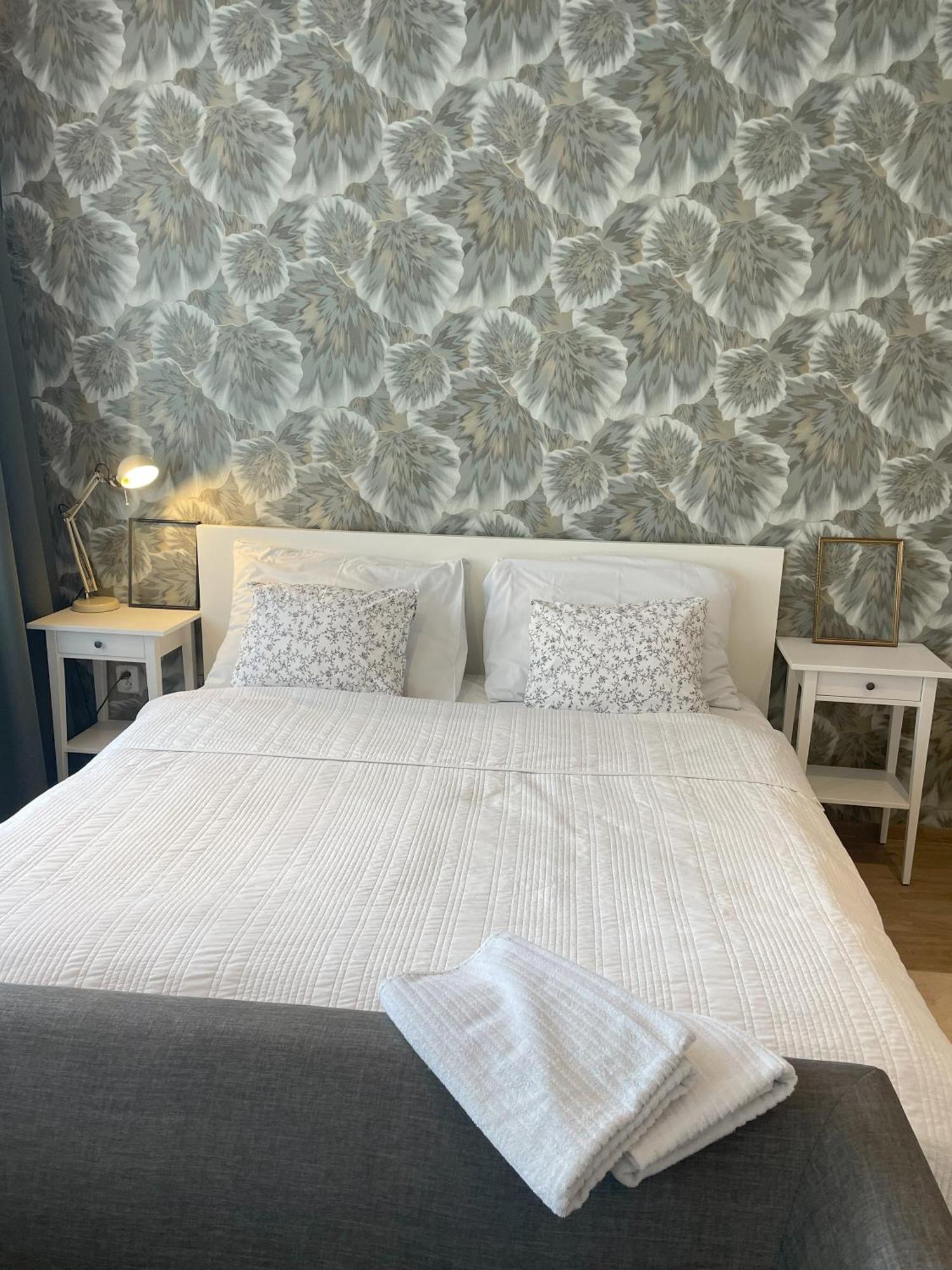 100 Apartment Prag