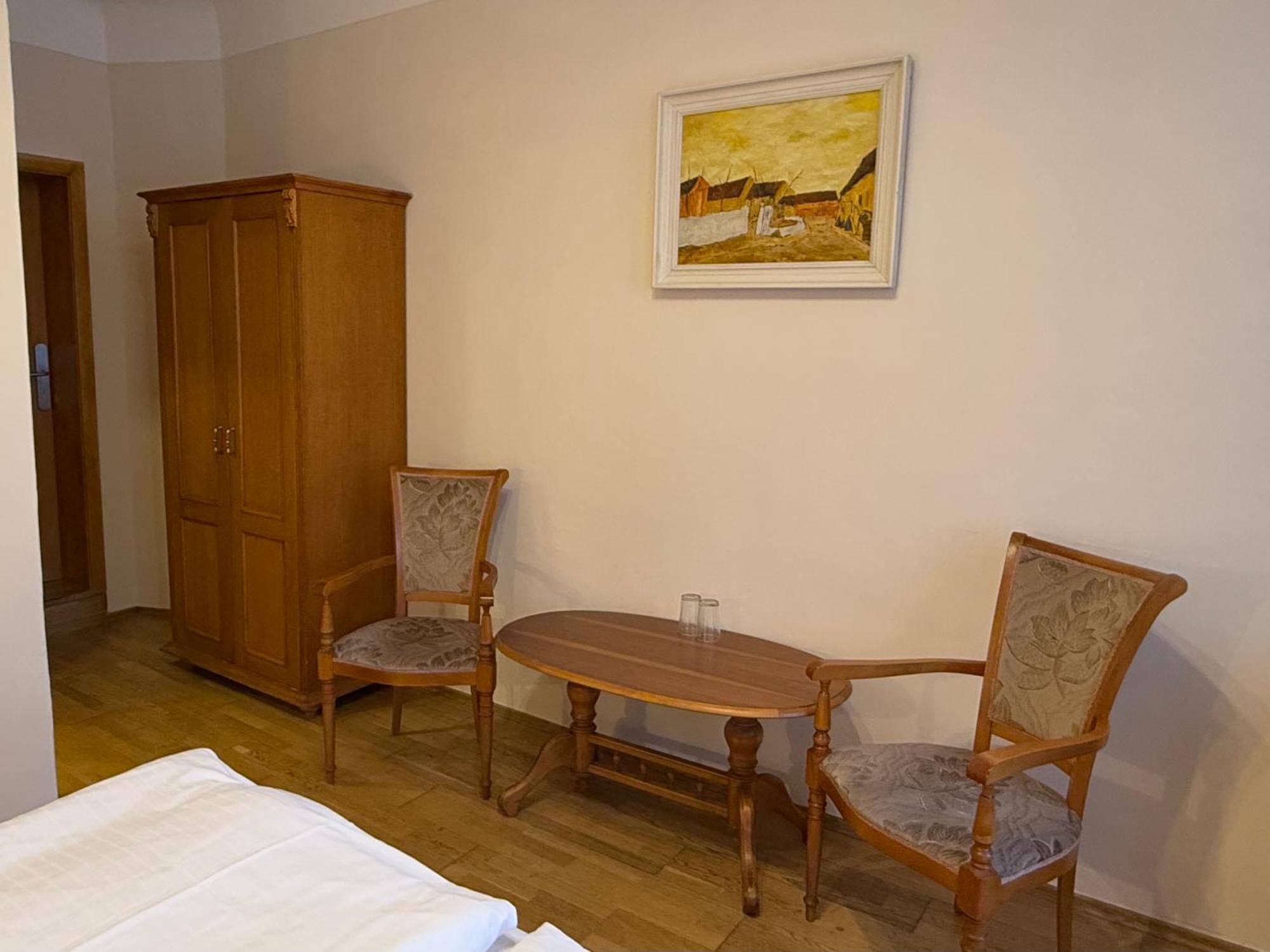King George Hotel