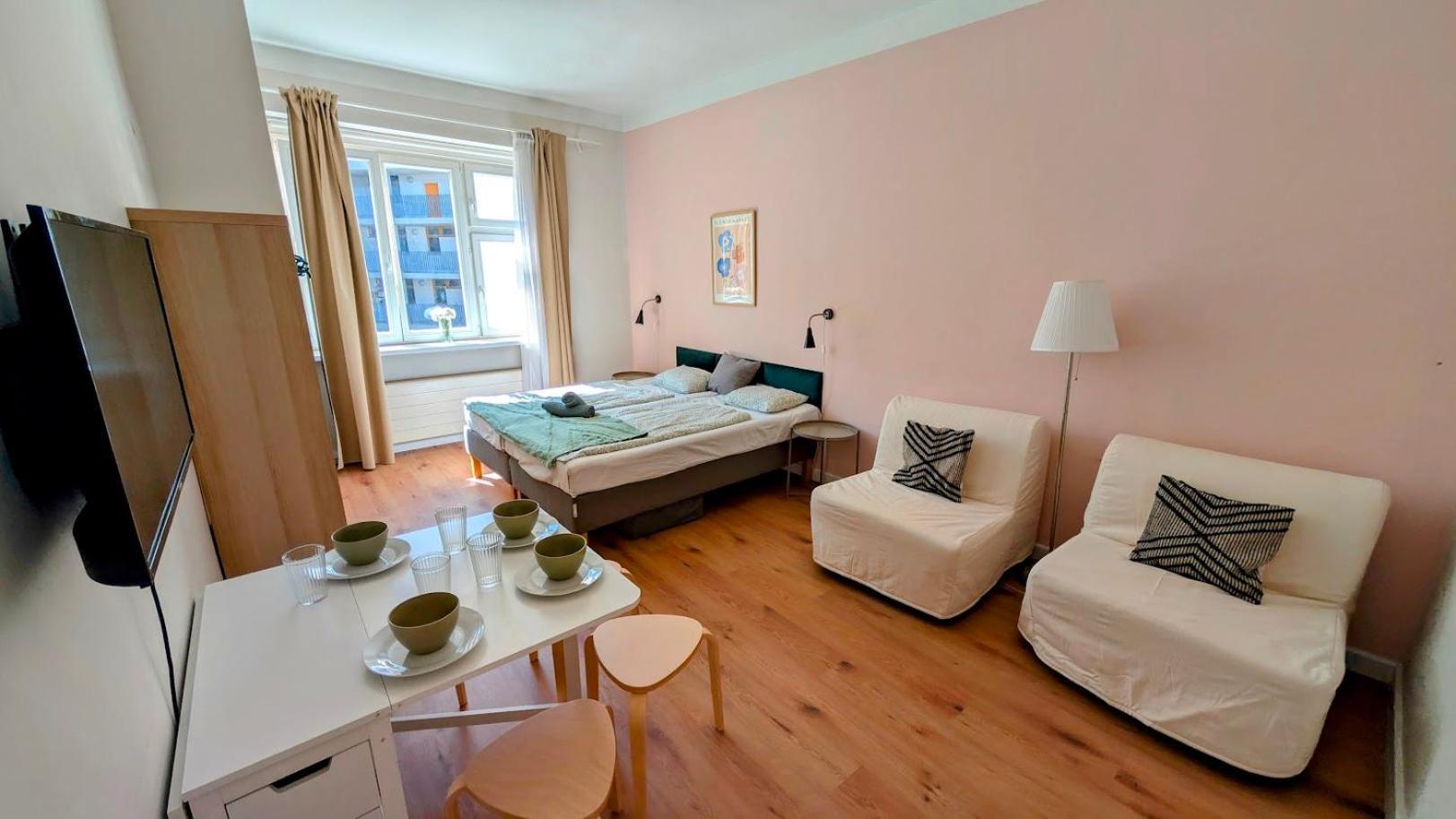 Lejlighed Flat In Zizkov -401- *
