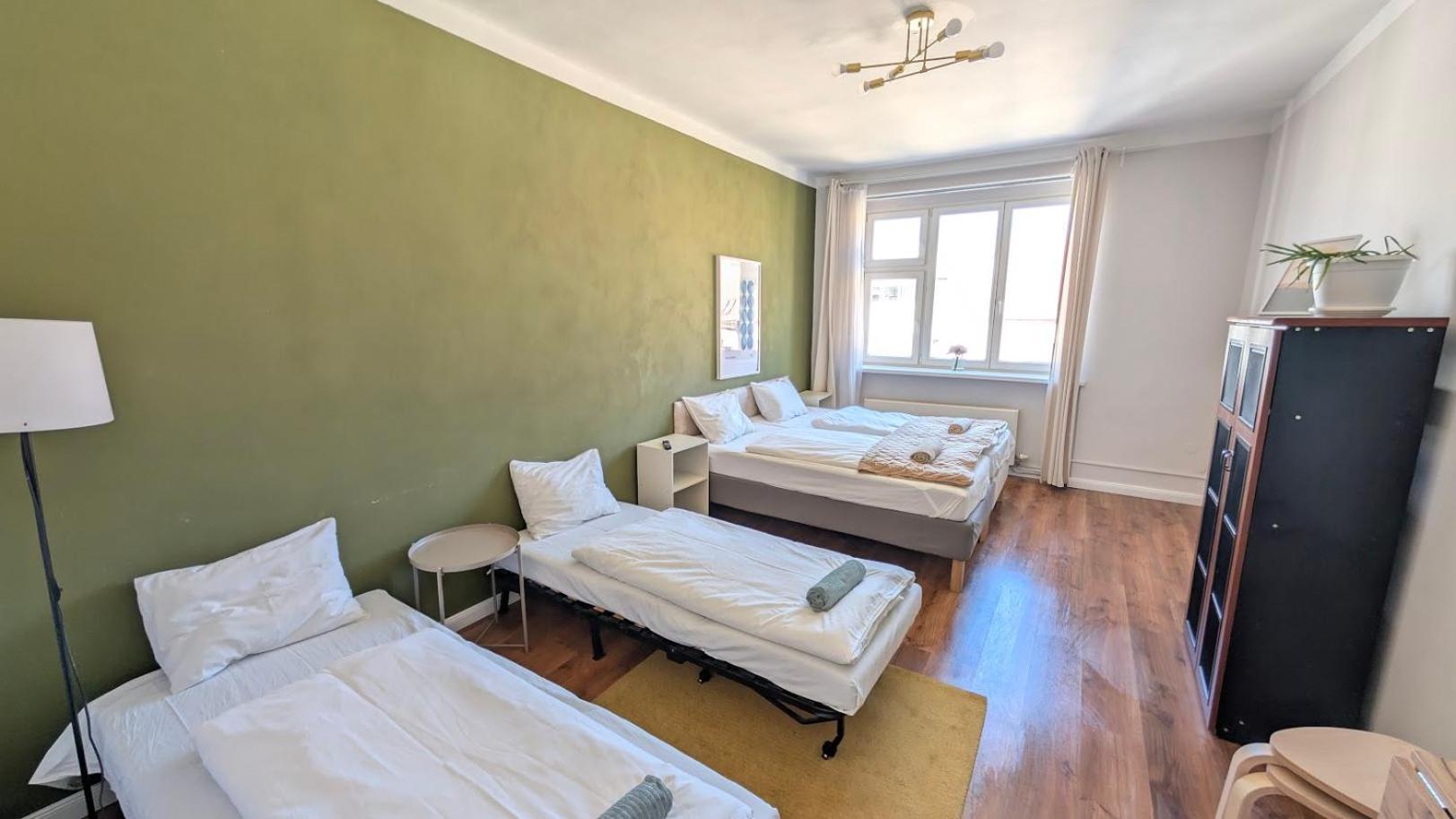 Flat In -503-