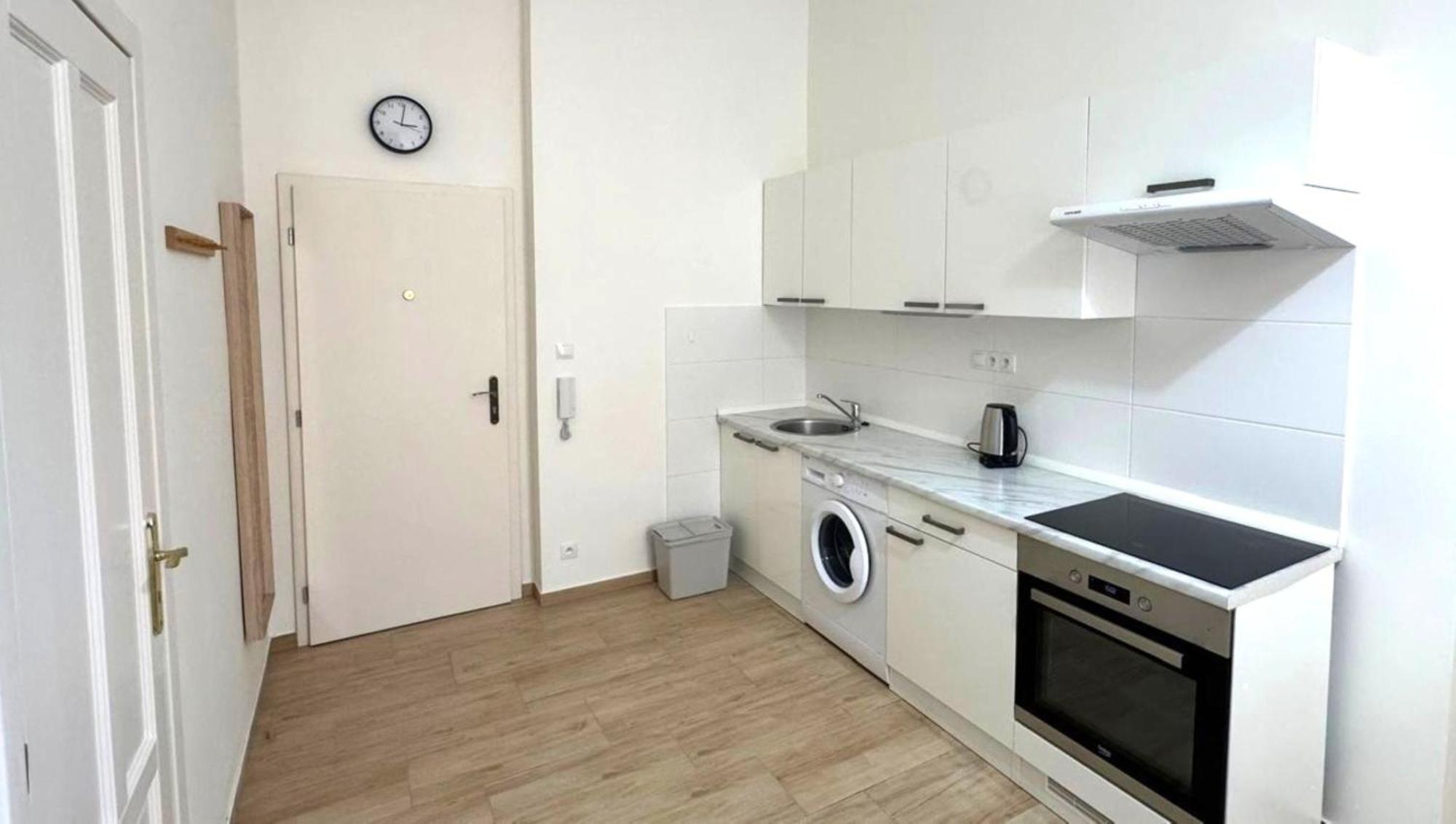 Side Street Apartment Prag