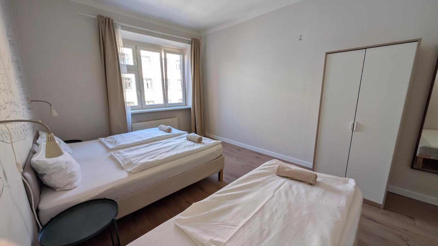 Flat In Zizkov -302- Lägenhet *