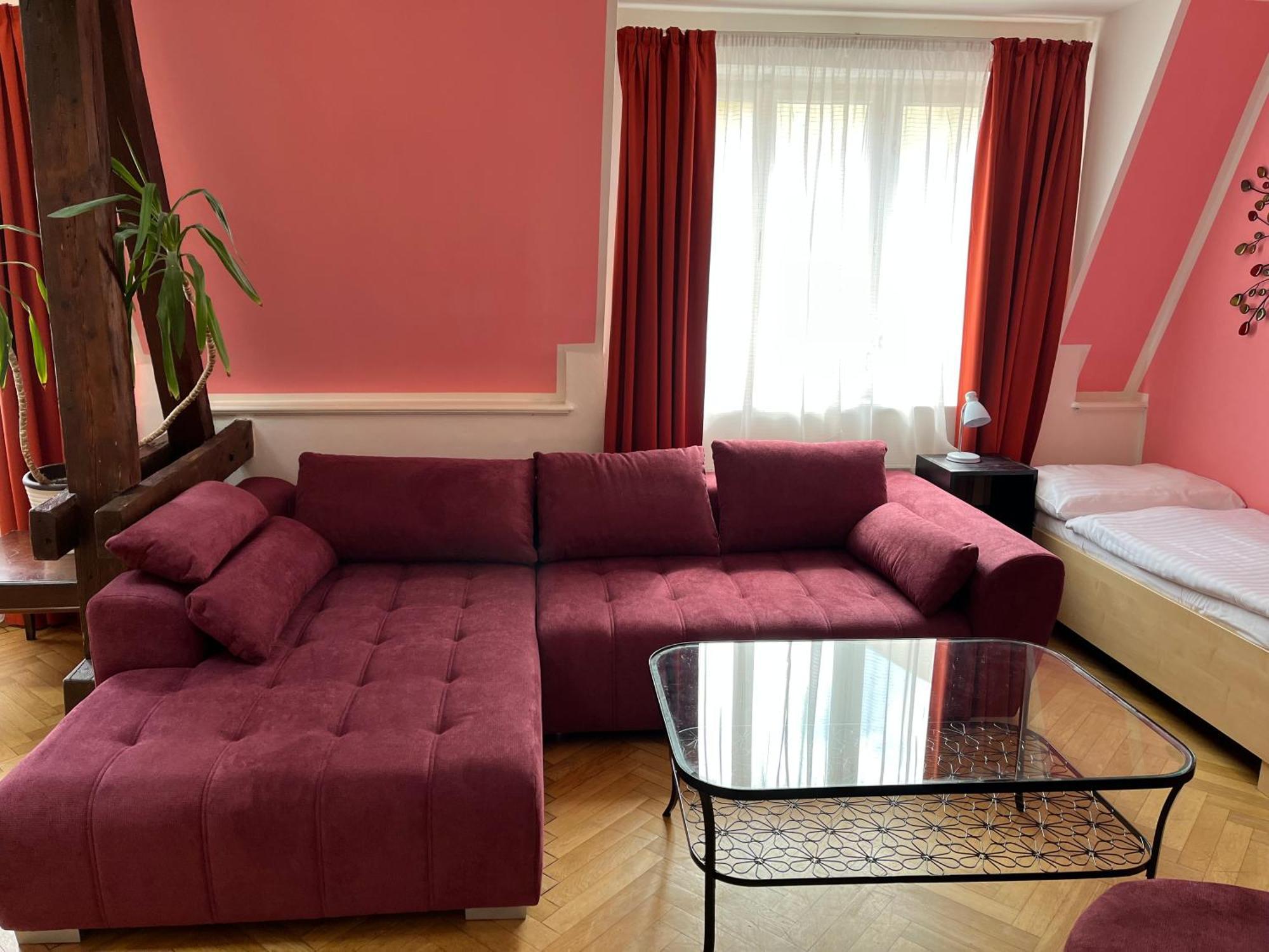 Apartment U Vejvodu Prague