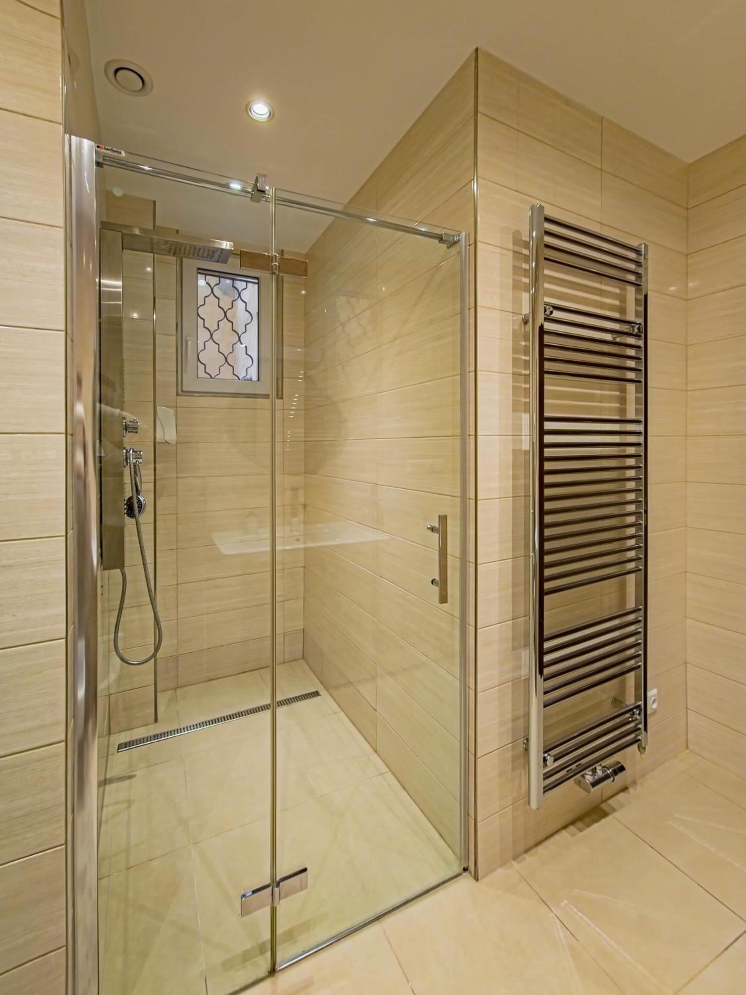 Magnificent With Sauna And Billiards Prag