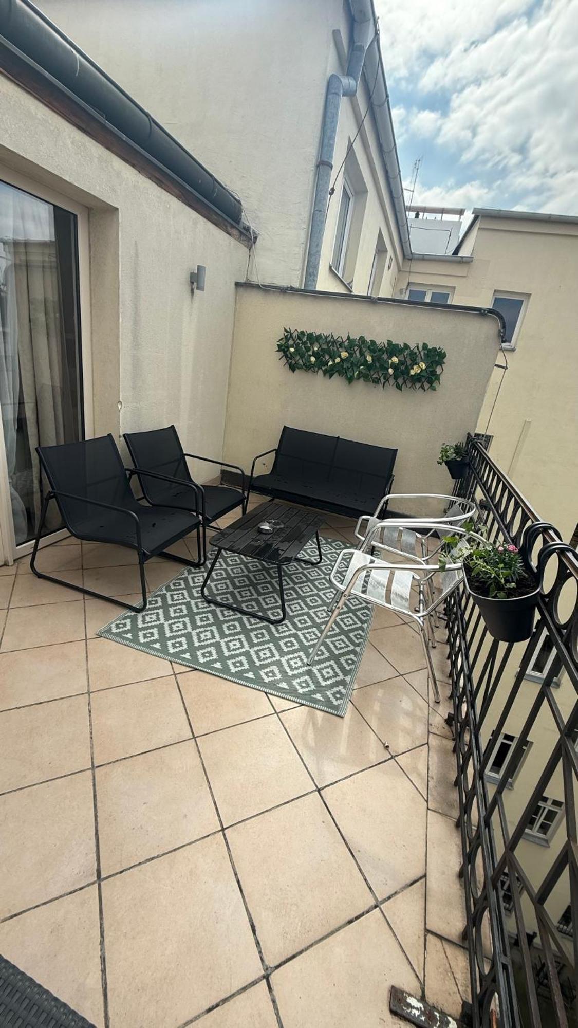 Central 3Bdr Penthouse With Terrace&Ac * Prague