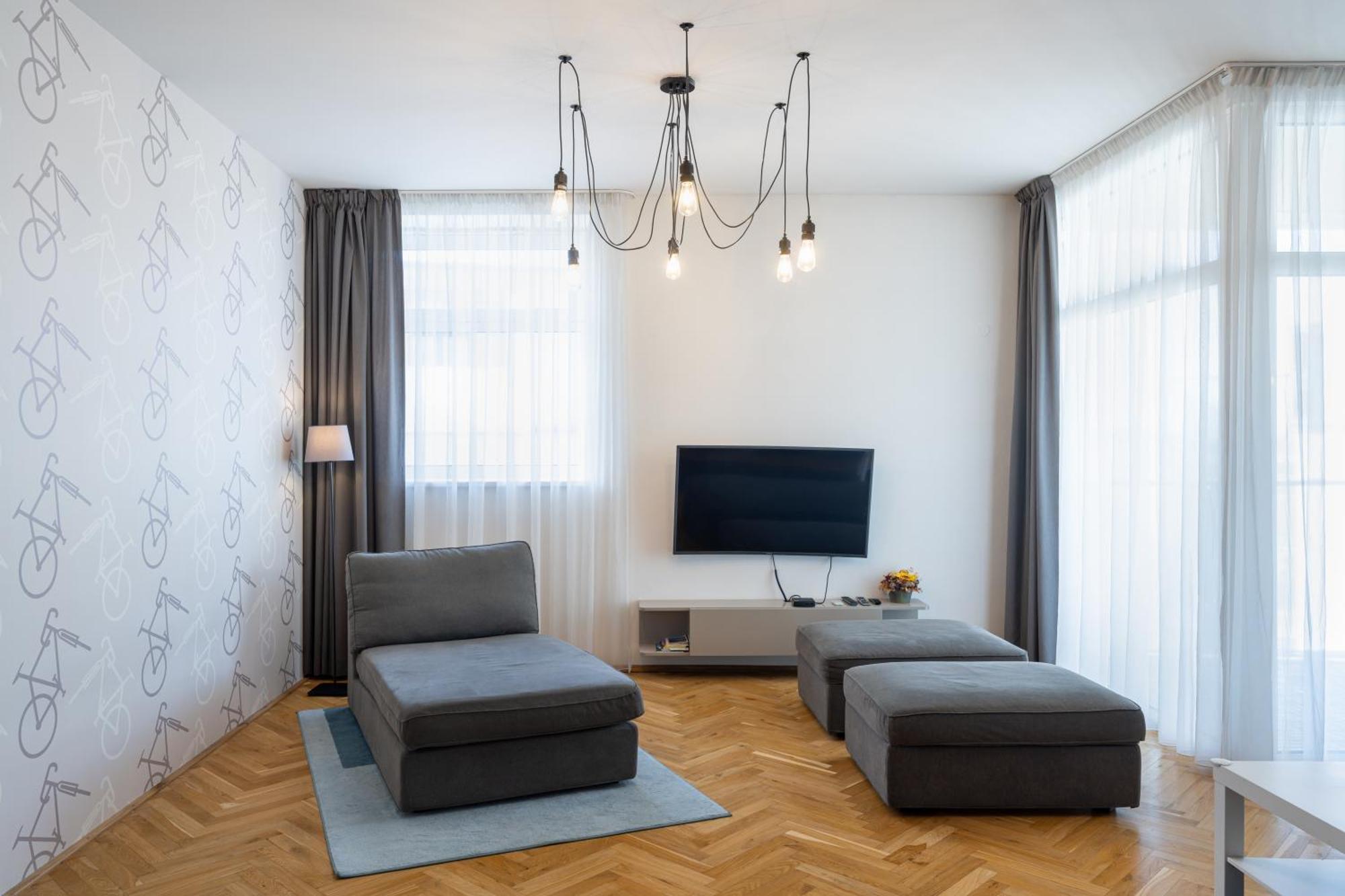 Veleslavin Apartment *