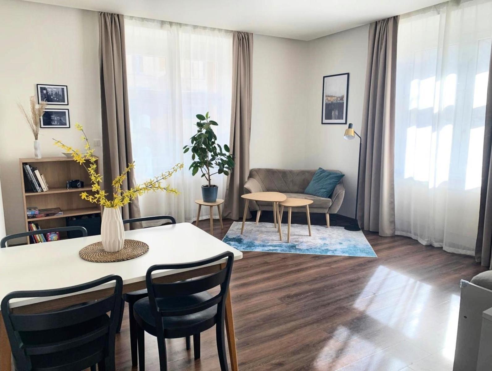 Charm Deco Near Old Town, All-friendly Apartmán *