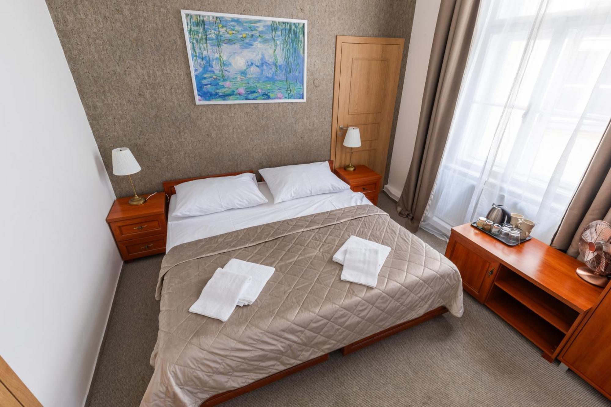 Kafka Guest house *