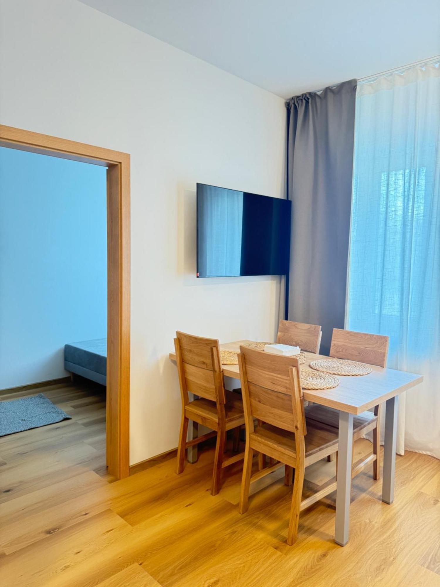 Apartment Riverside Prag