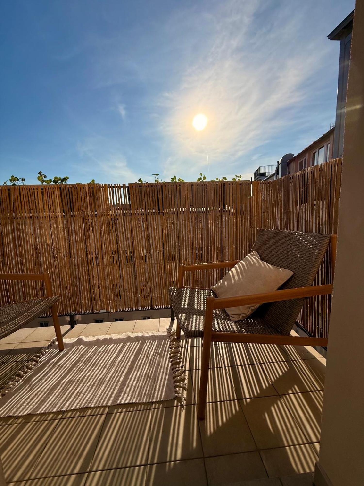 Apartment Luxury New With Balcony Steps From Wenceslas Square