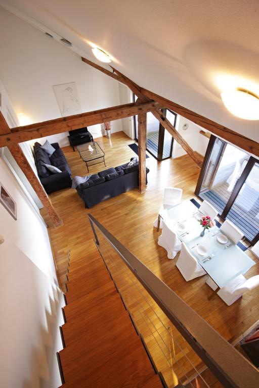 Vltava Penthouse Apartment *