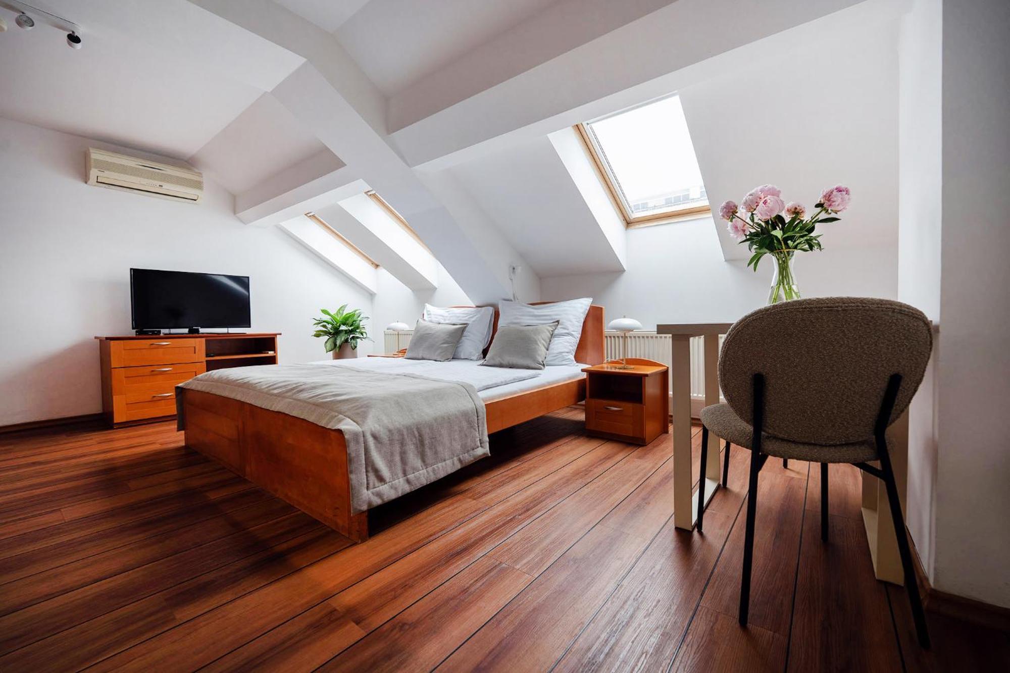 Andel Aparthotel 3*