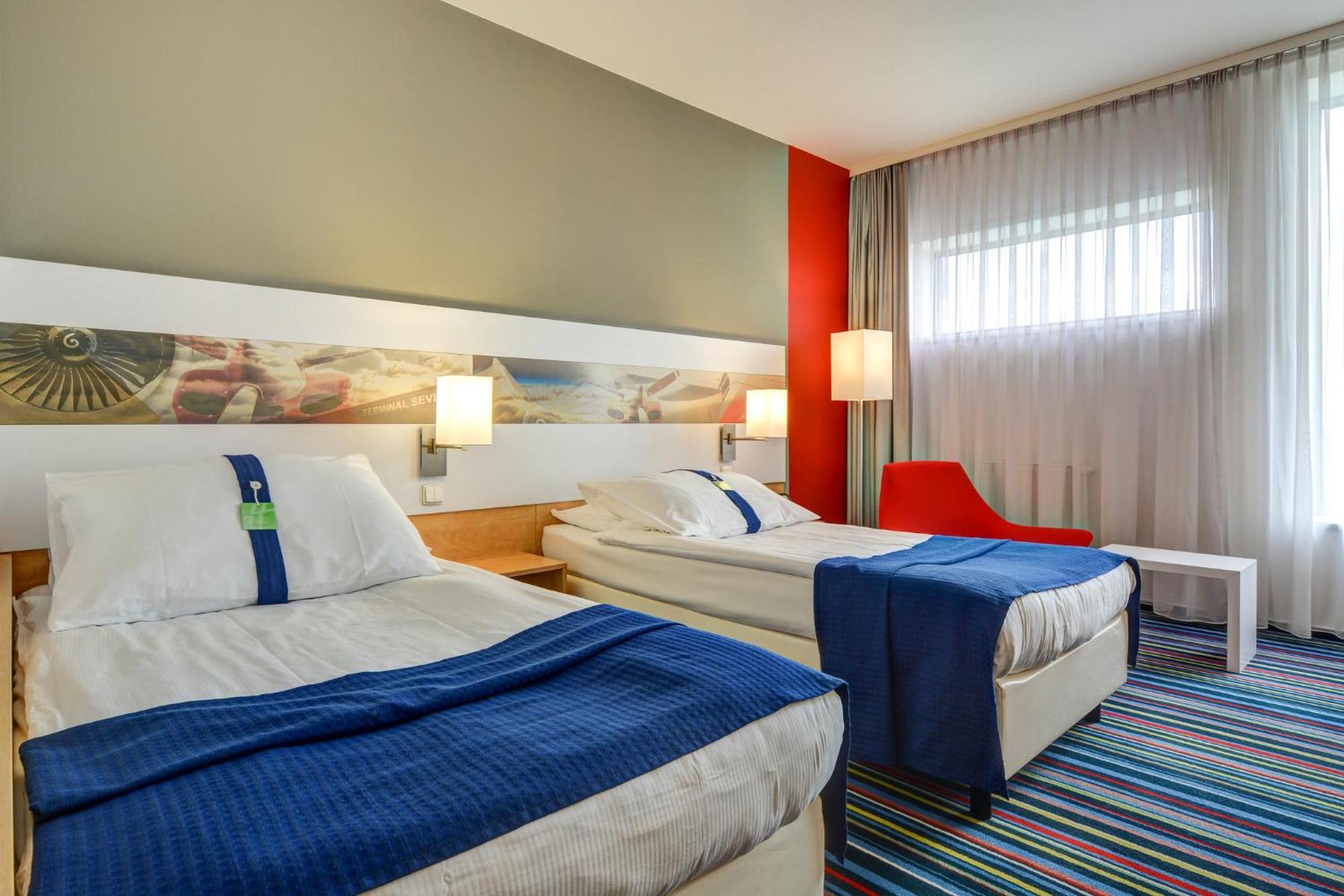 Airport By Ihg Hotel 4*