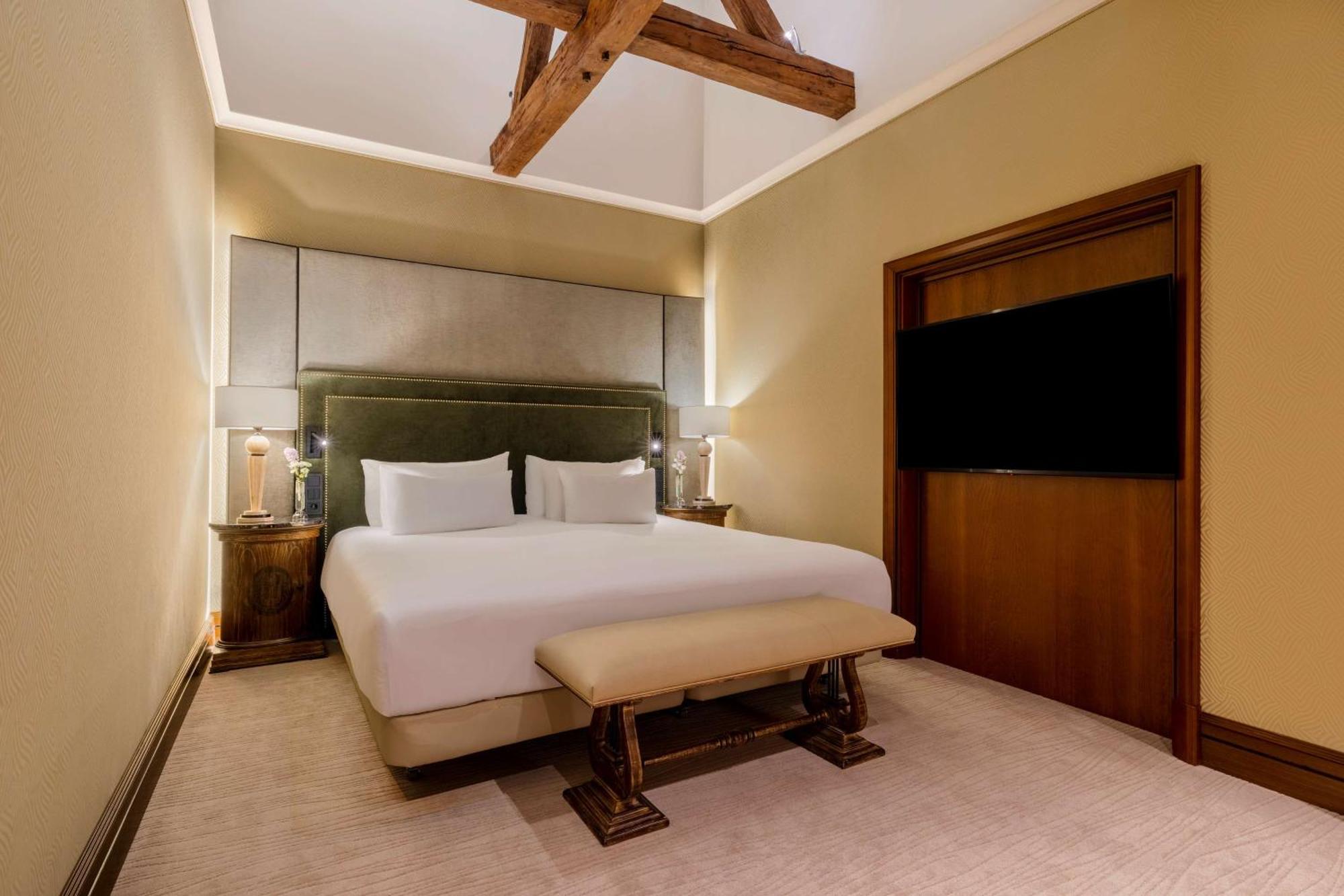 Hotel Nh Collection Carlo Iv Prag