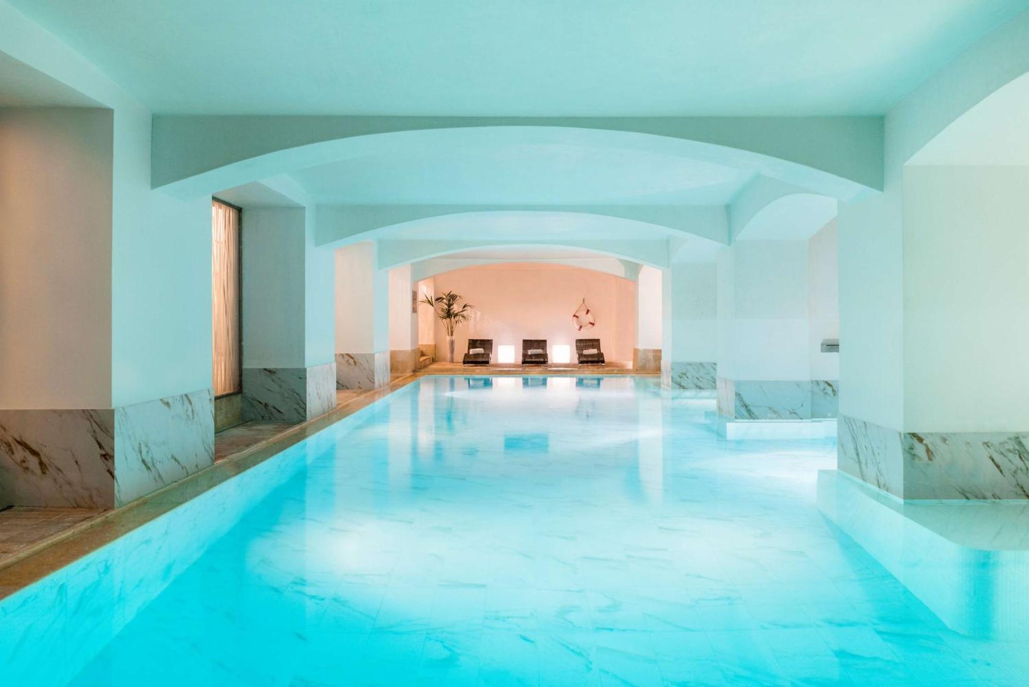 Hotel Nh Collection Carlo Iv