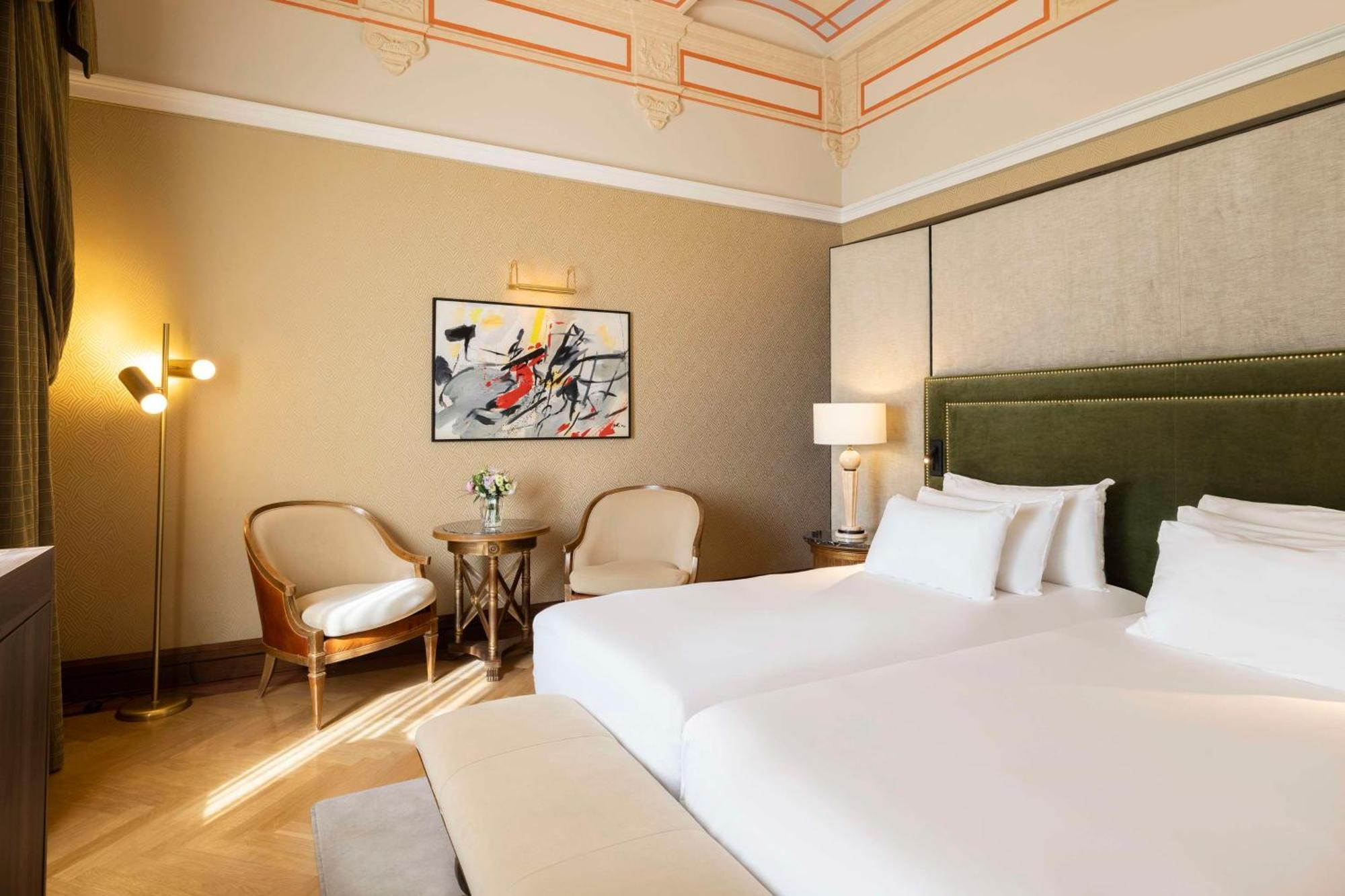 Hotel Nh Collection Carlo Iv