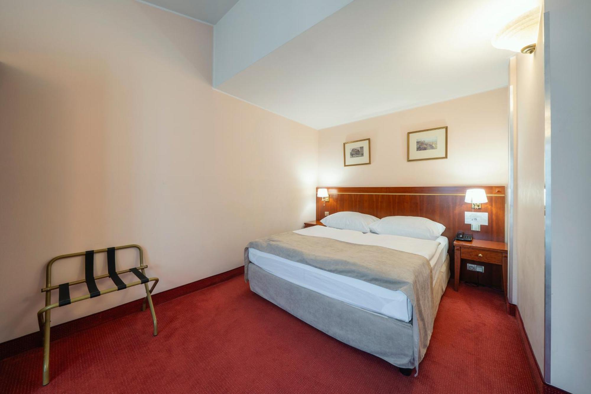 Raffaello Hotell Prag