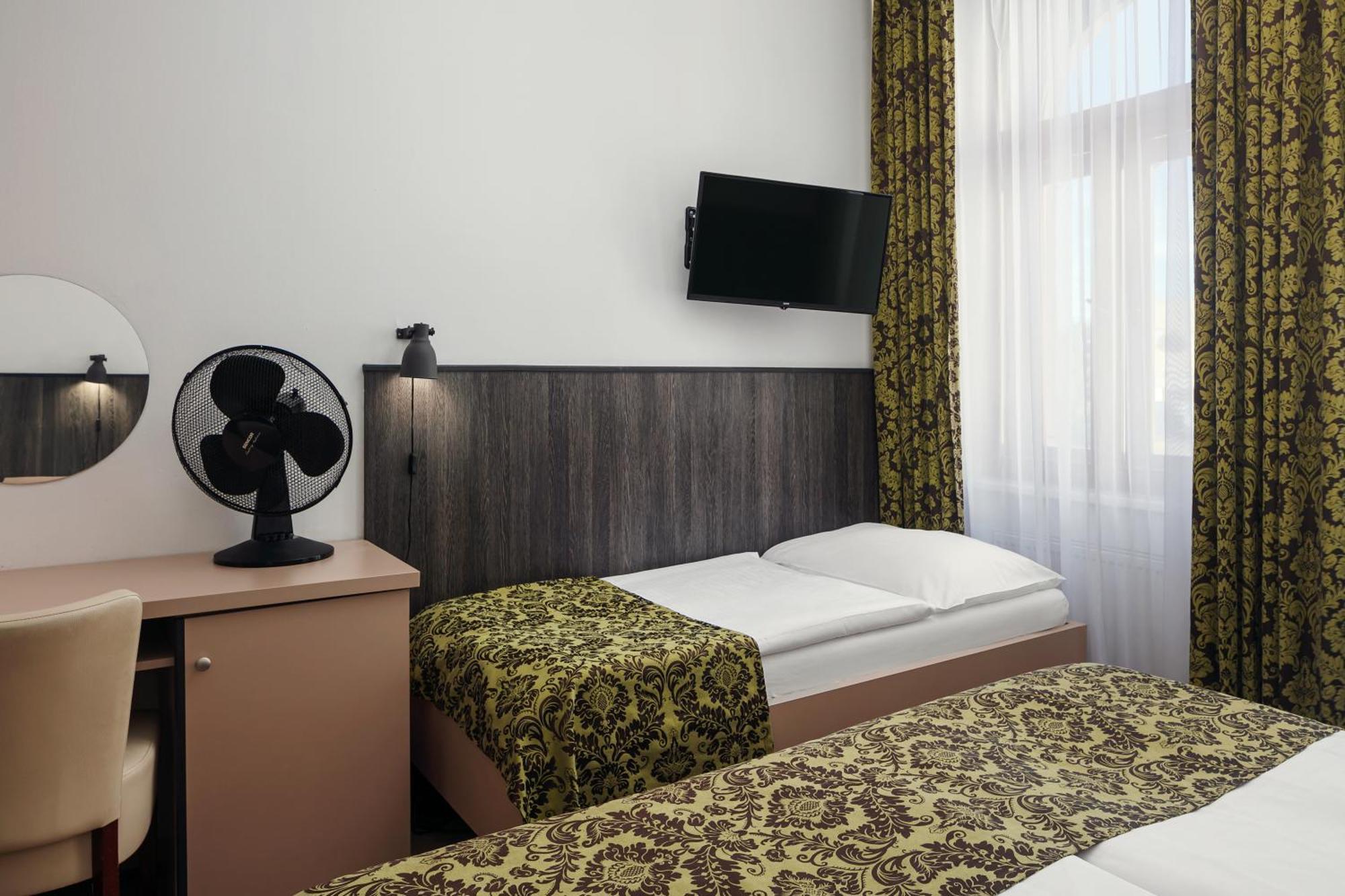 Superior Hotell