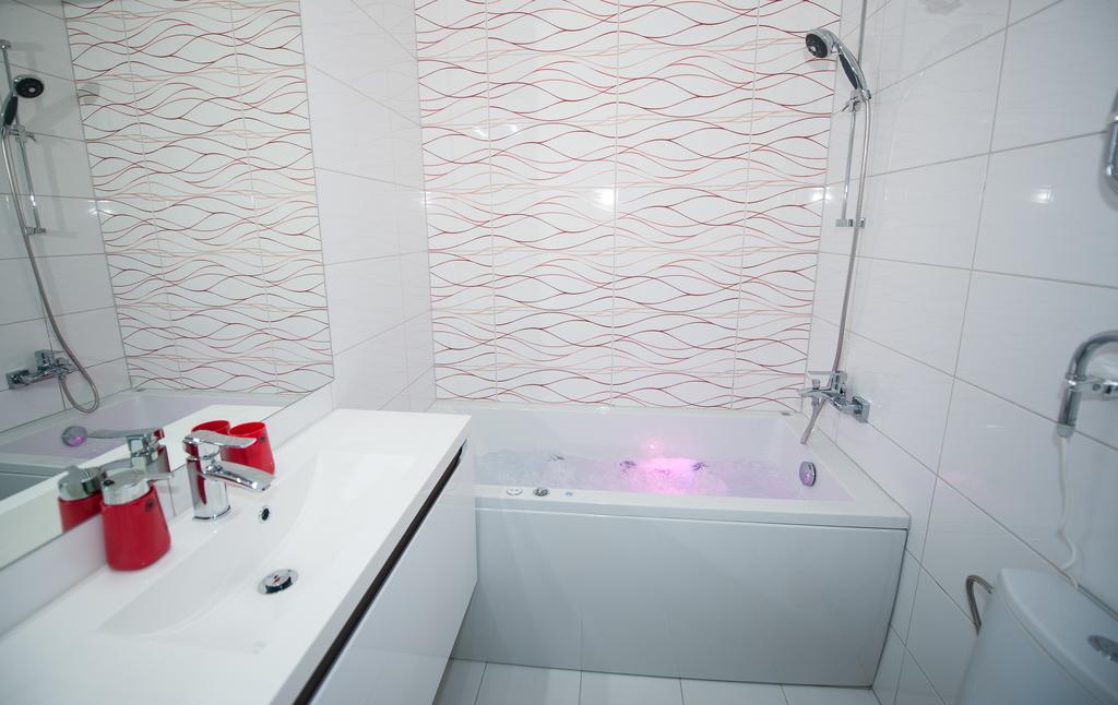 Honeymoon Ruterra Studio Prague
