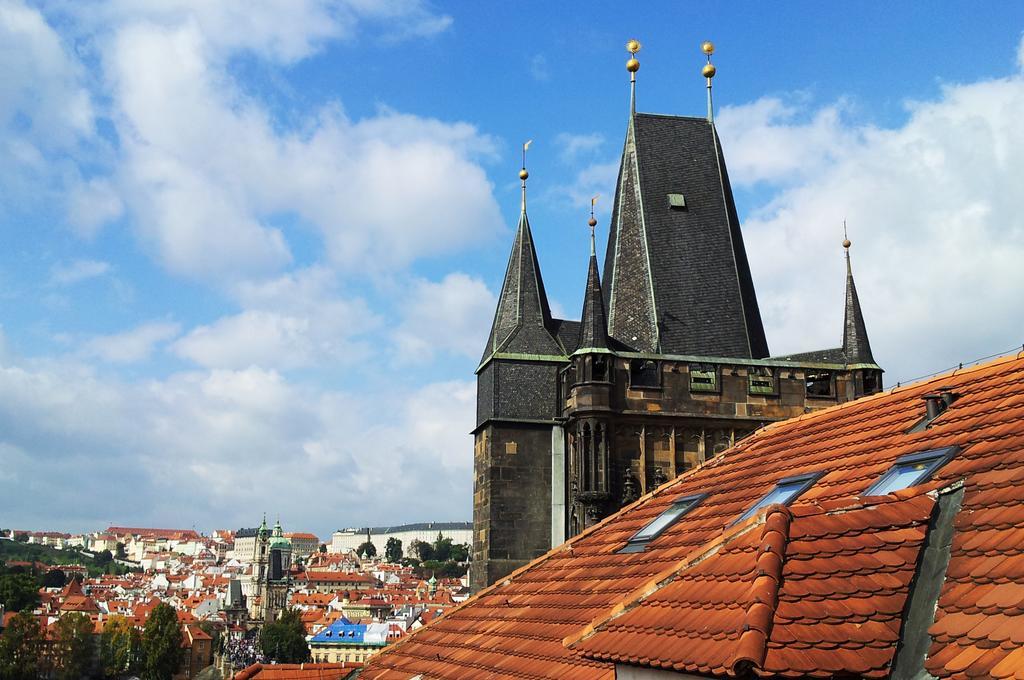 Studio Karluv Most Prague