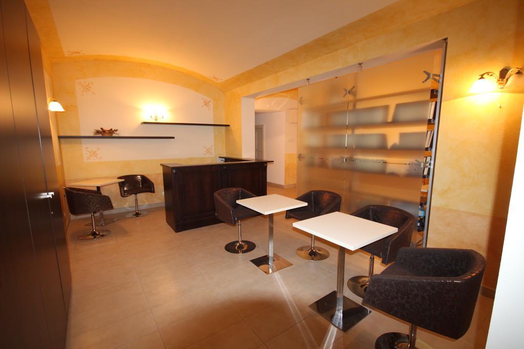 Apartment Halkova Studio Prag