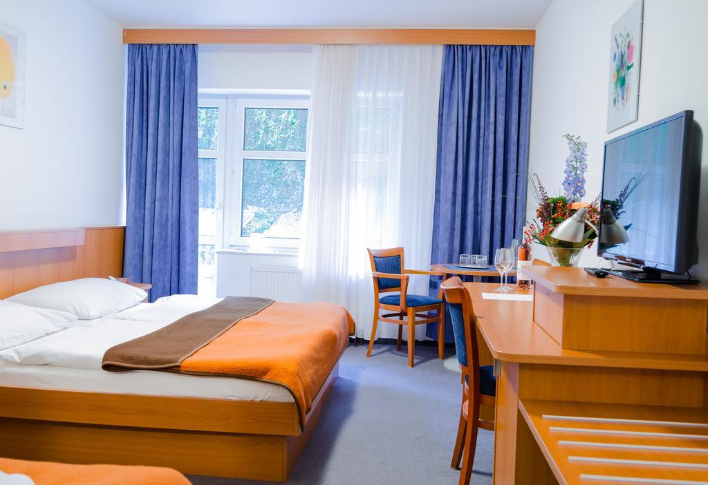 Inos Hotel 3*