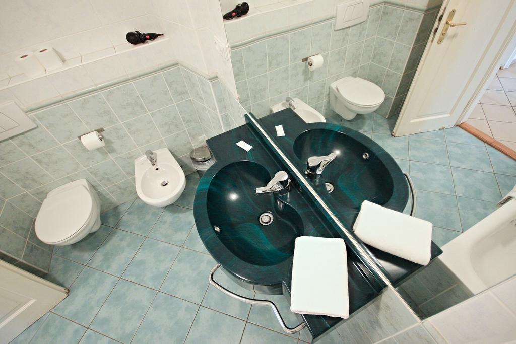 Quadrio Bedroom Apartment Prag